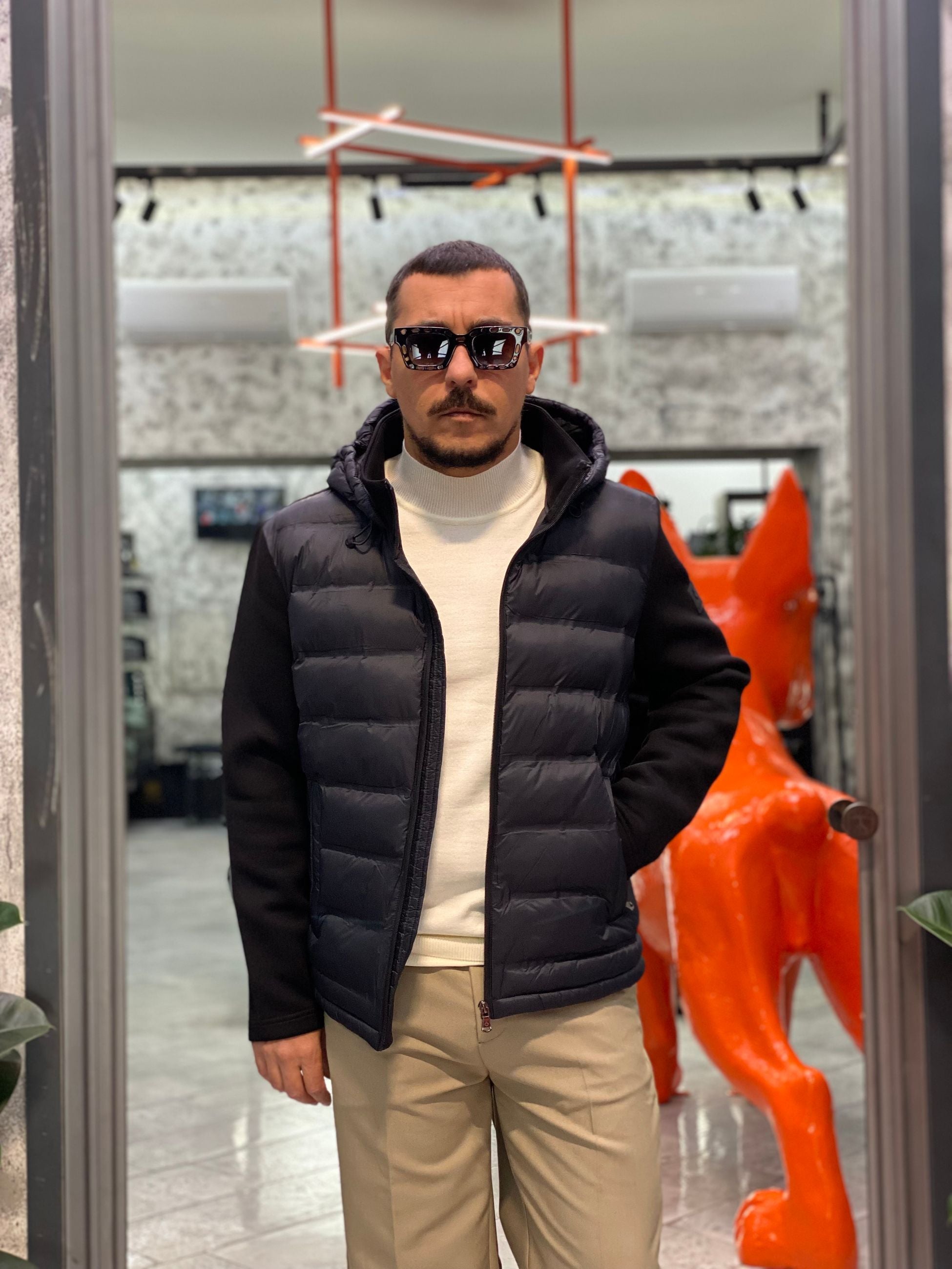 GIUBBINO GUNN CON CAPPUCCIO IN TESSUTO COMBINATO SCUBA-BONDED ELASTICIZZATO - COMFORT FIT CN.G225326.NER