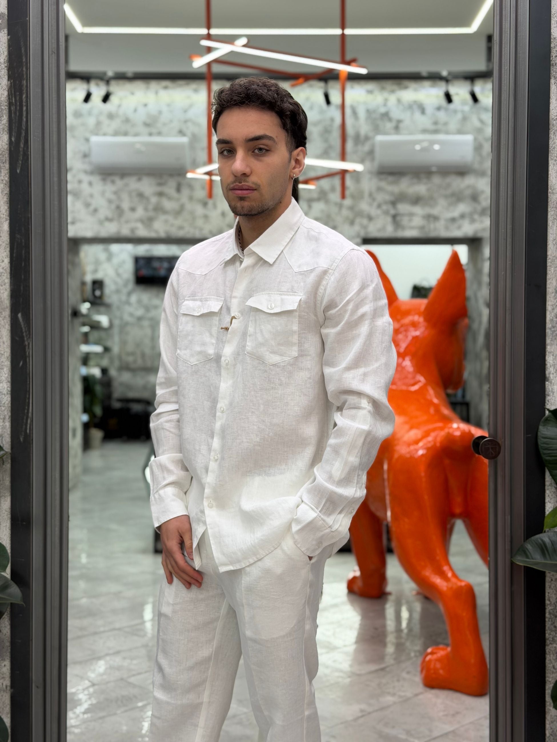 CAMICIA MANICA LUNGA TEXANA IN 100% LINO CON TASCHINI APPLICATI - REGULAR FIT CE1096SS.BIA