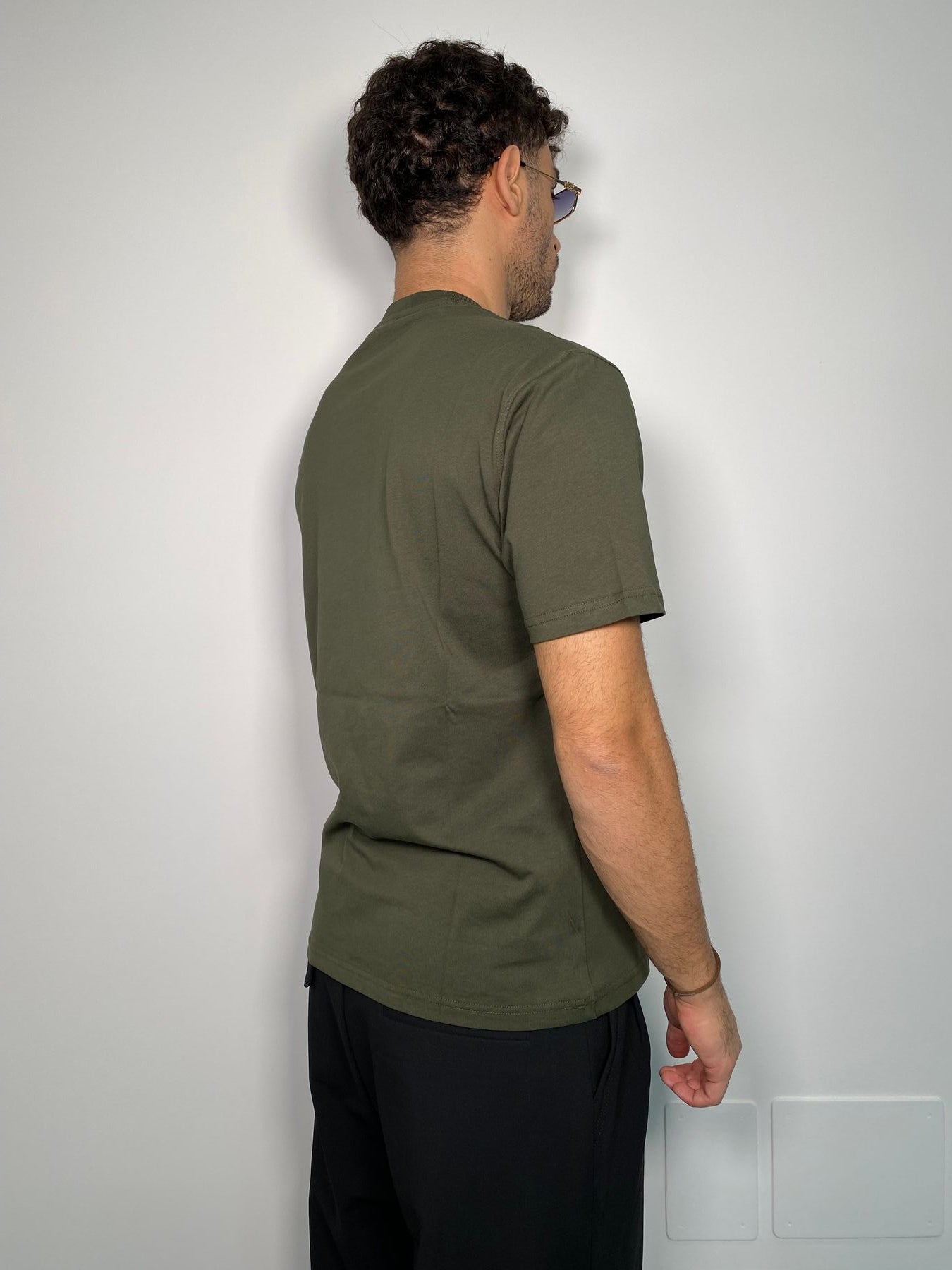 T-SHIRT CON LOGO RICAMATO LATO CUORE - REGULAR FIT
