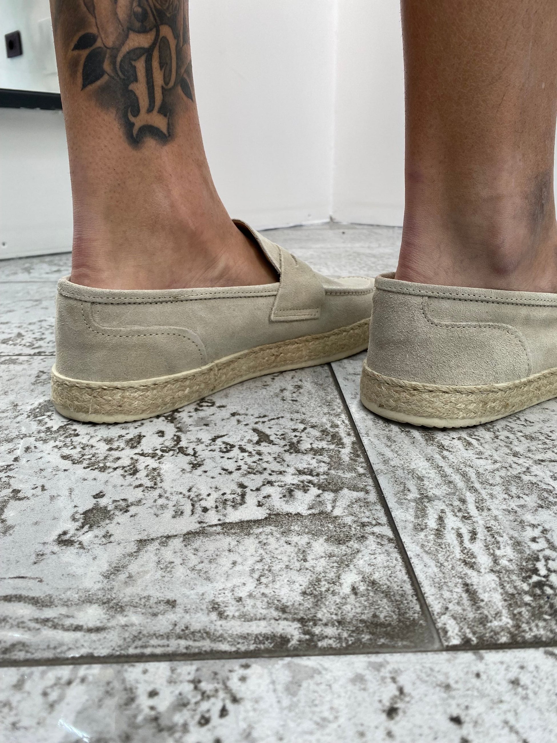 PANTOFOLA NAPOLETANA IN CAMOSCIO CON SUOLA IN CORDA 3144.BEI