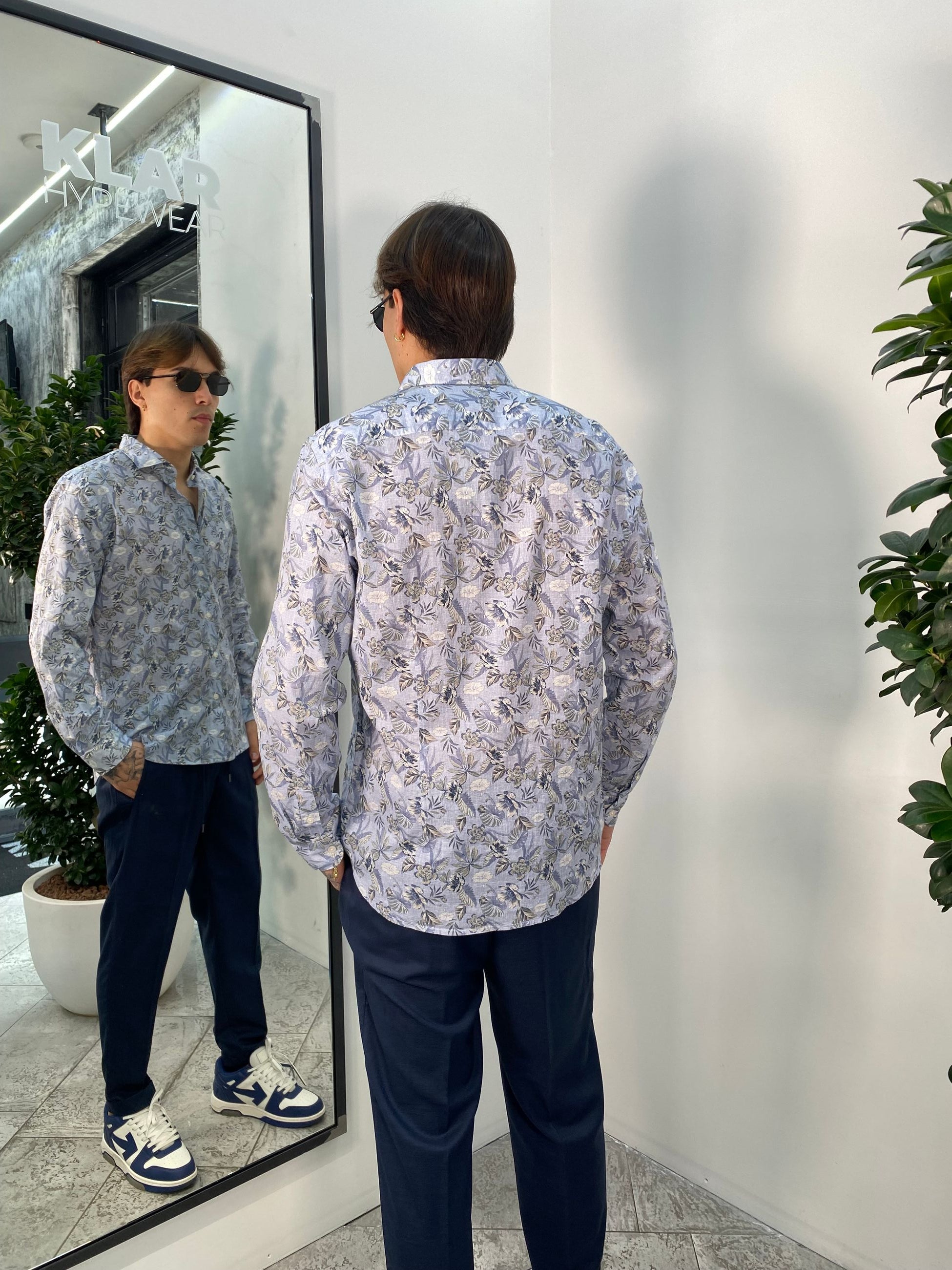 CAMICIA IN 100% COTONE PREMIUM FANTASIA FIORI - REGULAR FIT FIO3851.LTBLUE