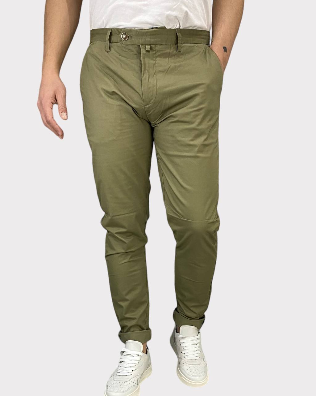 PANTALONE CHINOS TASCA AMERICA CON DETTAGLI SARTORIALI IN COTONE ELASTICIZZATO - SLIM FIT