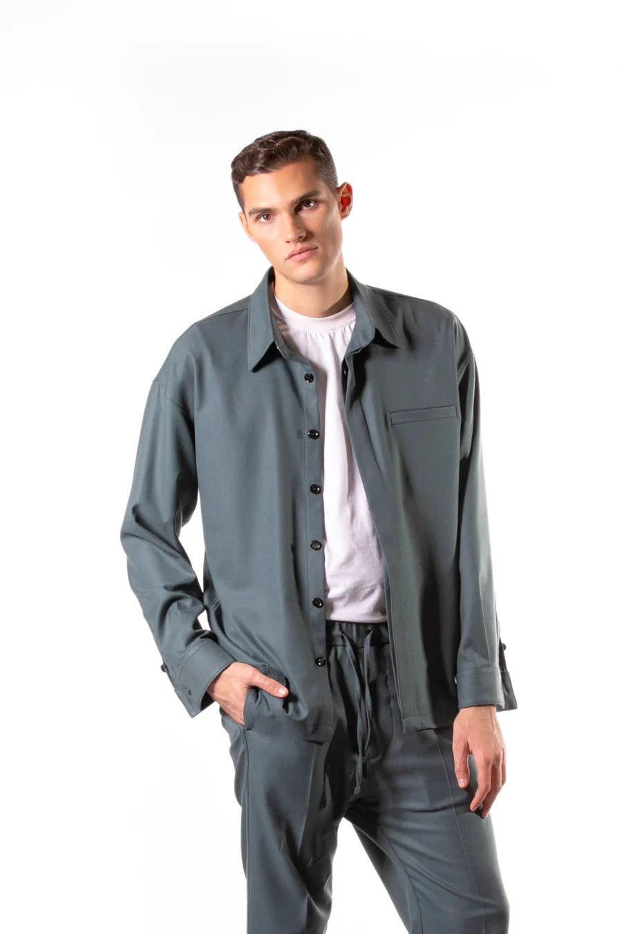 GIACCA CAMICIA IN TWILL DI VISCOSA CON TASCHINO - OVERSIZE FIT