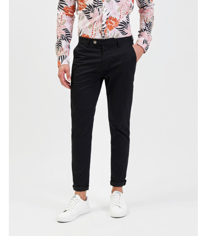 PANTALONE CHINOS TASCA AMERICA CON DETTAGLI SARTORIALI IN COTONE ELASTICIZZATO - SLIM FIT