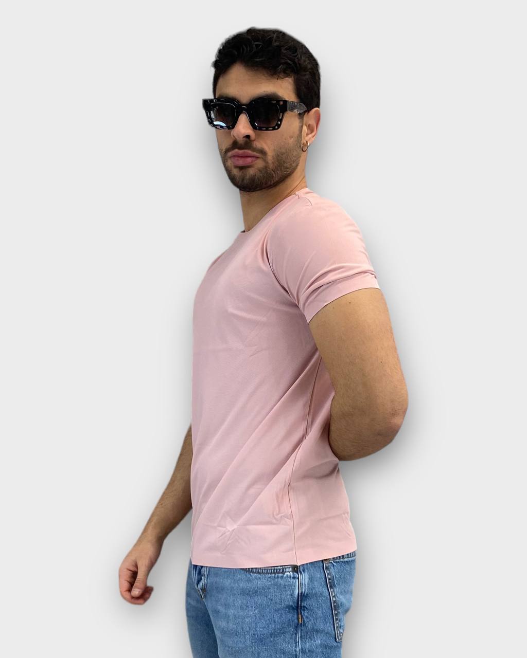 T-SHIRT BASIC IN TESSUTO EXTRA LIGHT ELASTICIZZATO - REGULAR FIT
