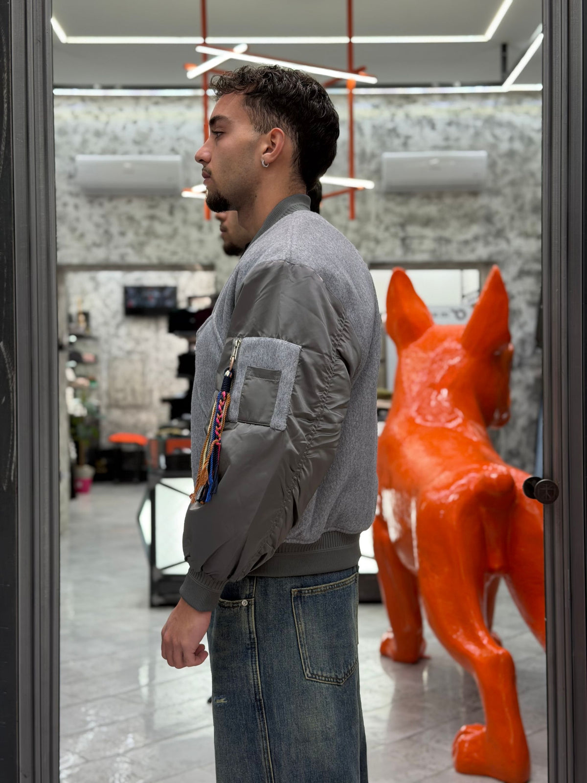 BOMBER IN PANNO CON MANICHE IN NYLON E MAXI TASCHE FRONTALI - OVER CROPPED FIT M-262360.GRI