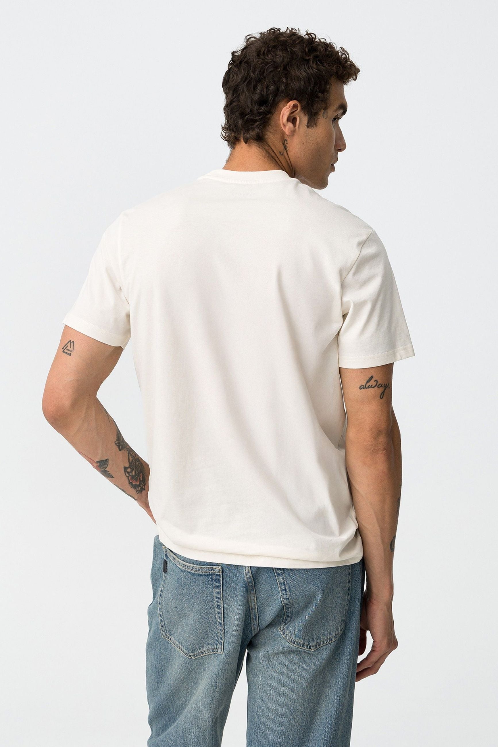 T-SHIRT ADLER CON STAMPA FRONTALE - RELAXED FIT 10061476.BIA