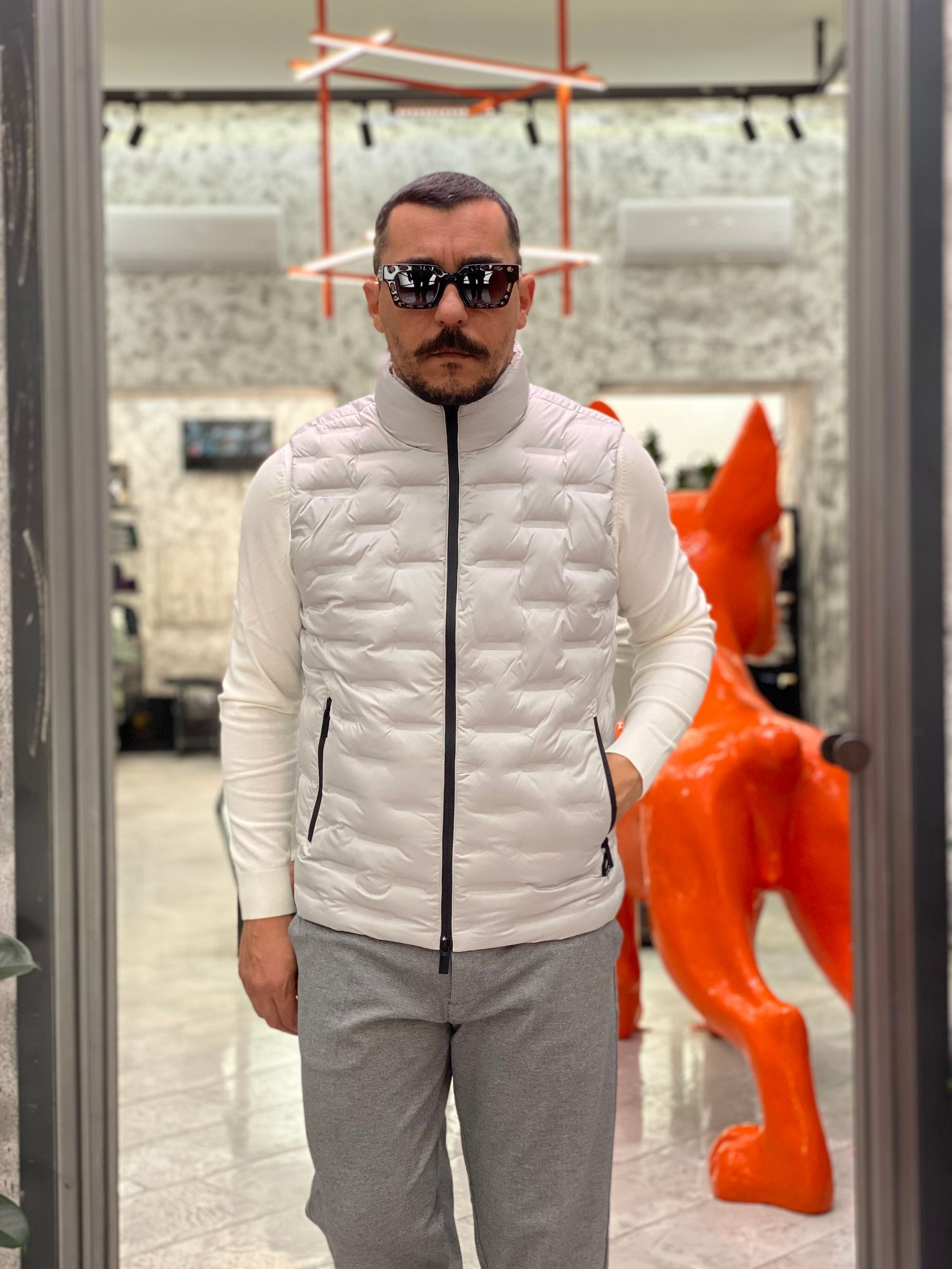 GIUBBINO SMANICATO LUPETTO TRAPUNTATO IN TESSUTO SOFTSHELL STRETCH - REGULAR FIT MK9940026.GRI