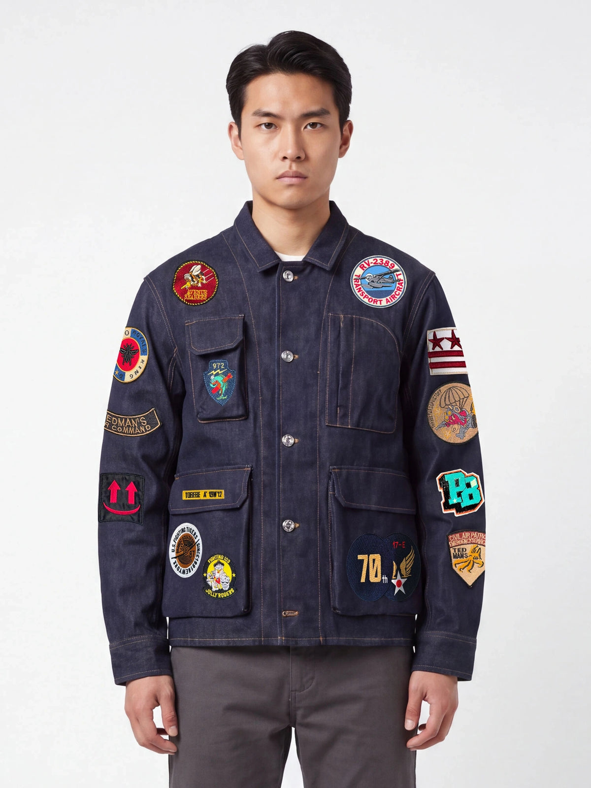OVERSHIRT IN JEANS DARK WASH CON MAXI TASCHE FRONTALI E PATCH APPLICATE ALLOVER - REGULAR FIT M-262385