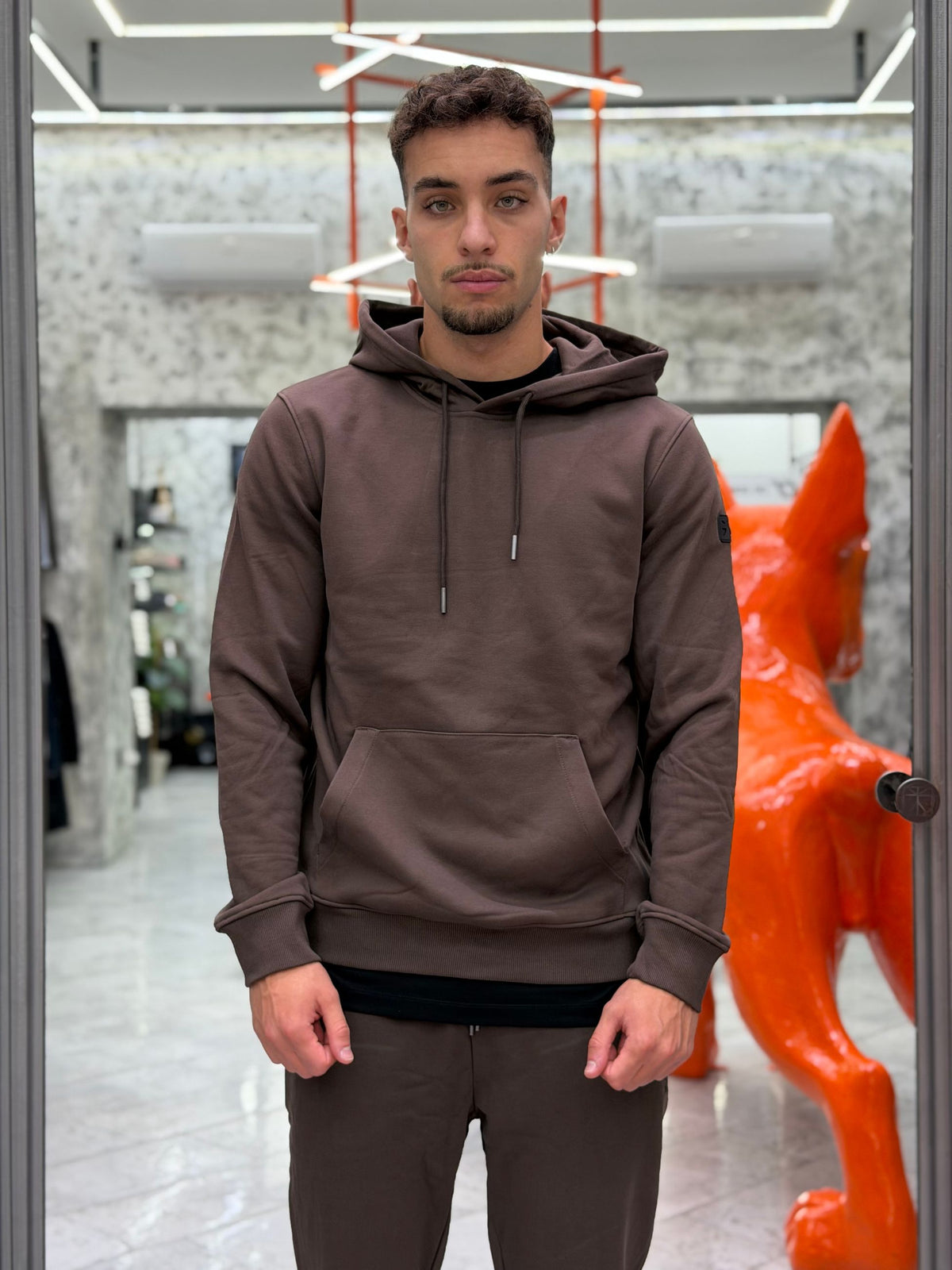FELPA BASIC DA COMPLETO CON CAPPUCCIO E TASCONE FRONTALE - REGULAR FIT GL2242F-F26.COF