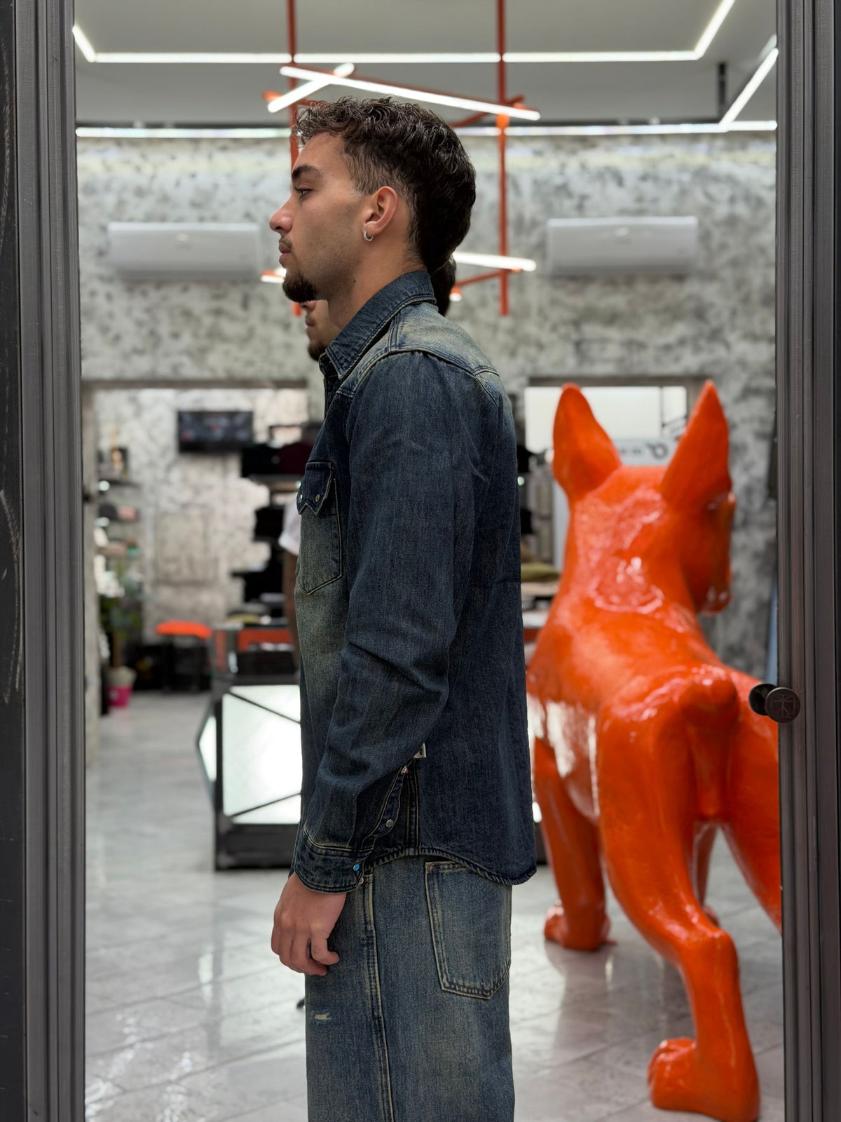 CAMICIA IN JEANS CON TASCHE A TOPPA E BOTTONI AUTOMATICI LAVAGGIO THE' SCURO - REGULAR FIT M-262342