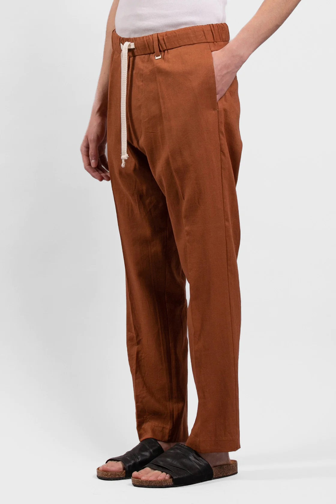 PANTALACCIO IN 100% LINO CON TASCA A FILO - REGULAR FIT