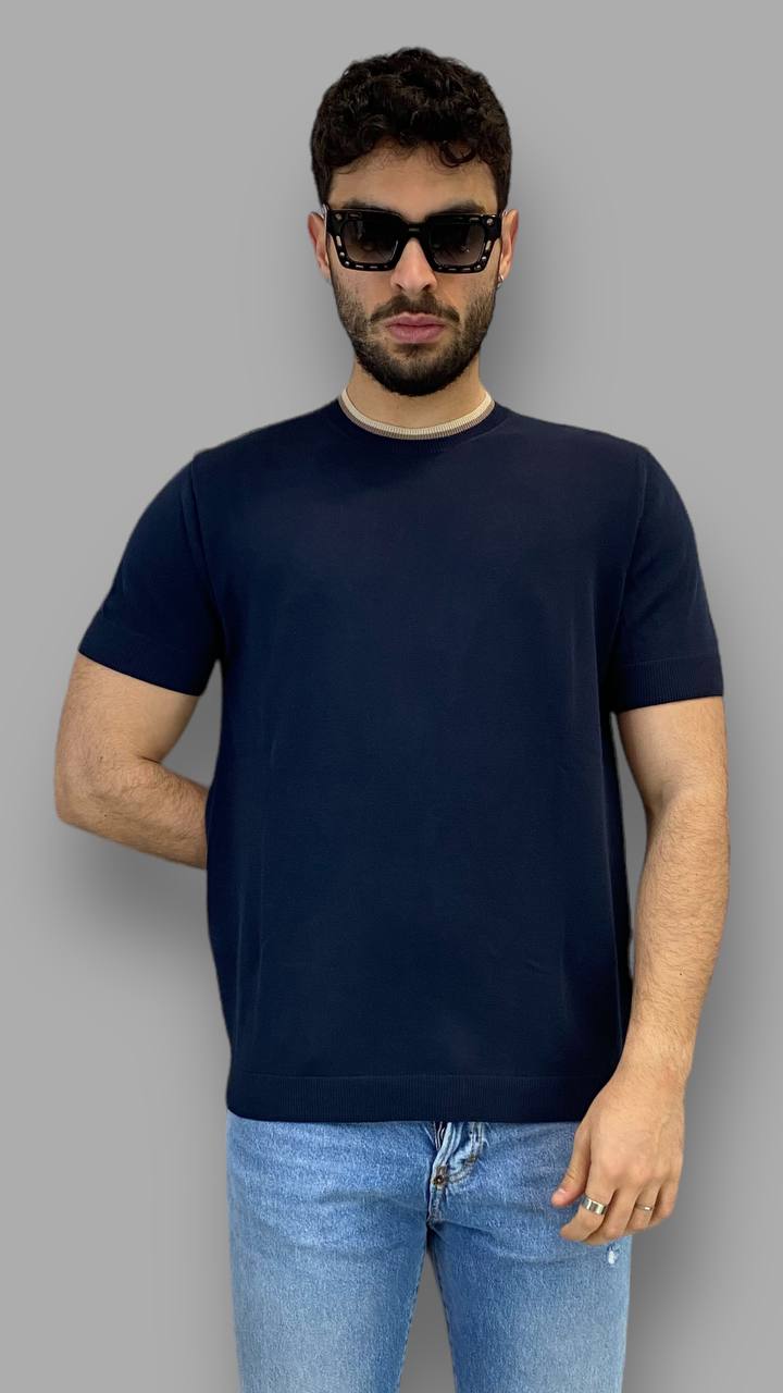 T-SHIRT BASIC IN FILO CON PROFILO AL COLLO IN CONTRASTO - POLSINI E VITA ELASTICIZZATI - SLIM FIT