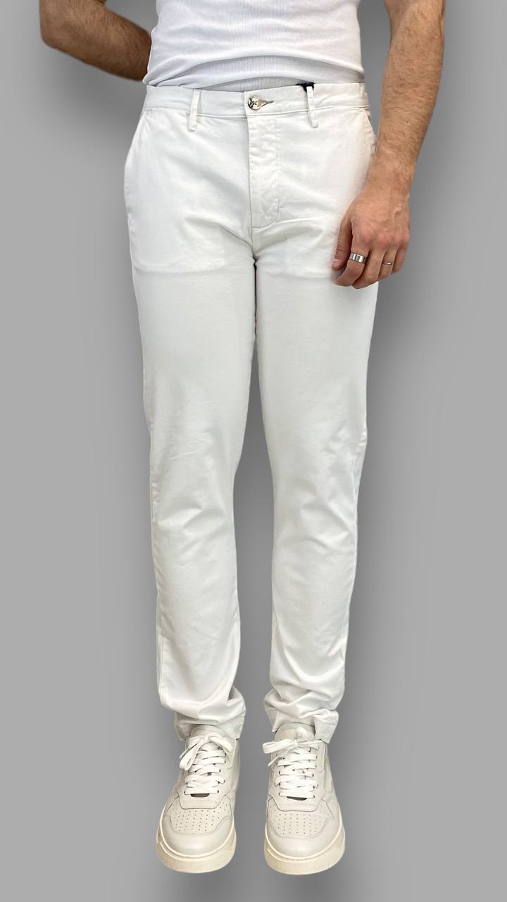 PANTALONE TASCA AMERICA BASIC IN COTONE ELASTICIZZATO - SLIM FIT