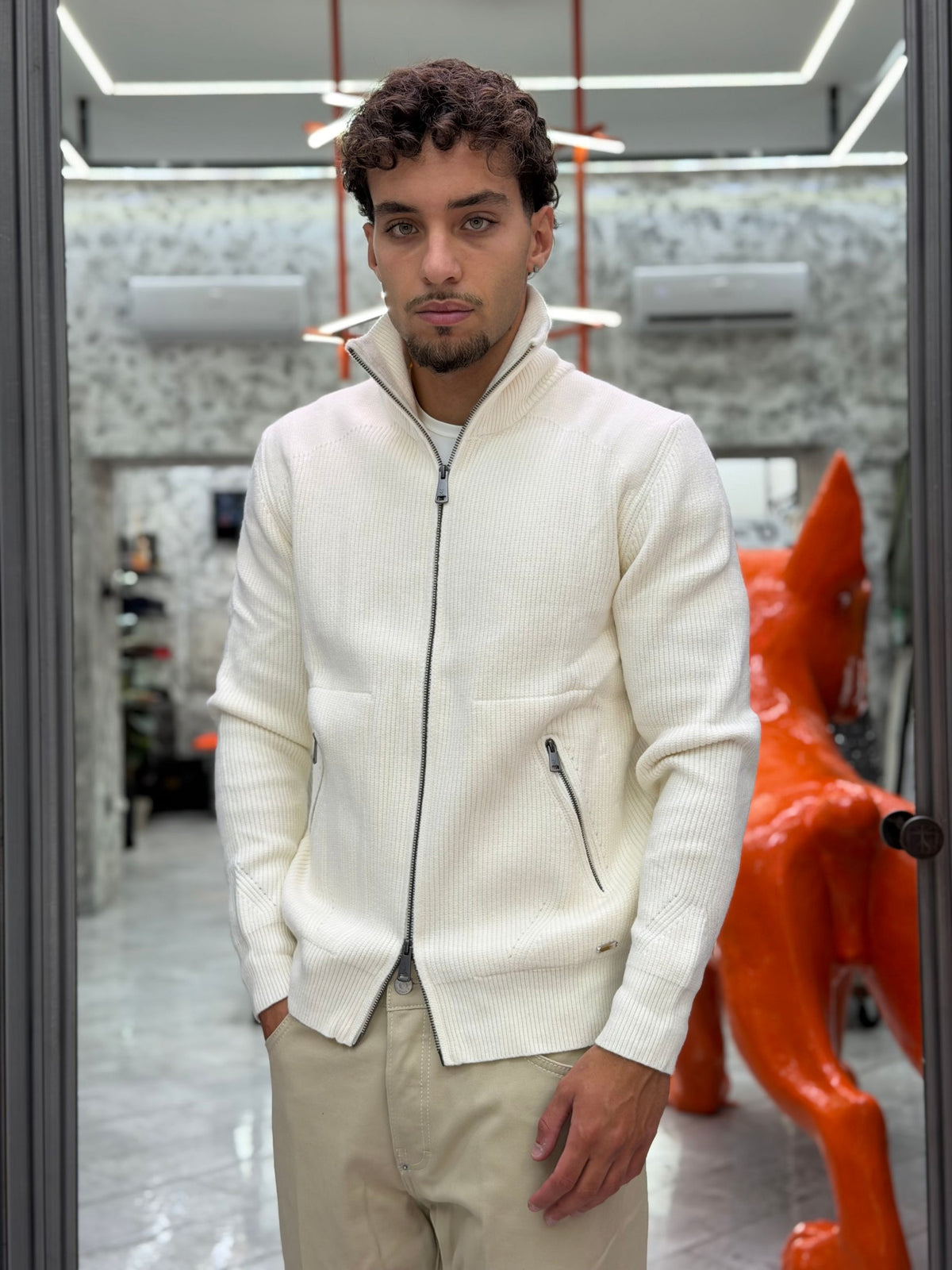 MAGLIA APERTA CON ZIP E TASCHE ZIPPATE - REGULAR FIT GL35051-F26.PAN