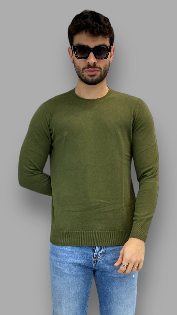 PULLOVER BASIC IN FILO MODELLO GIROCOLLO CON MINI LOGO APPLICATO SUL FONDO - REGULAR FIT