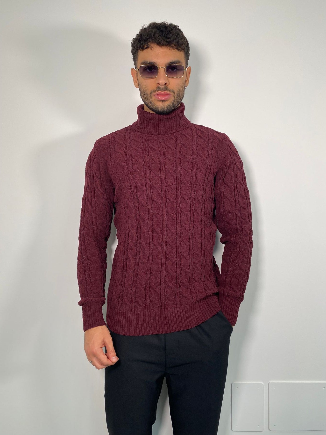 MAGLIA DOLCEVITA IN MORBIDA CINIGLIA CON TRAMA TRECCIA - SLIM FIT