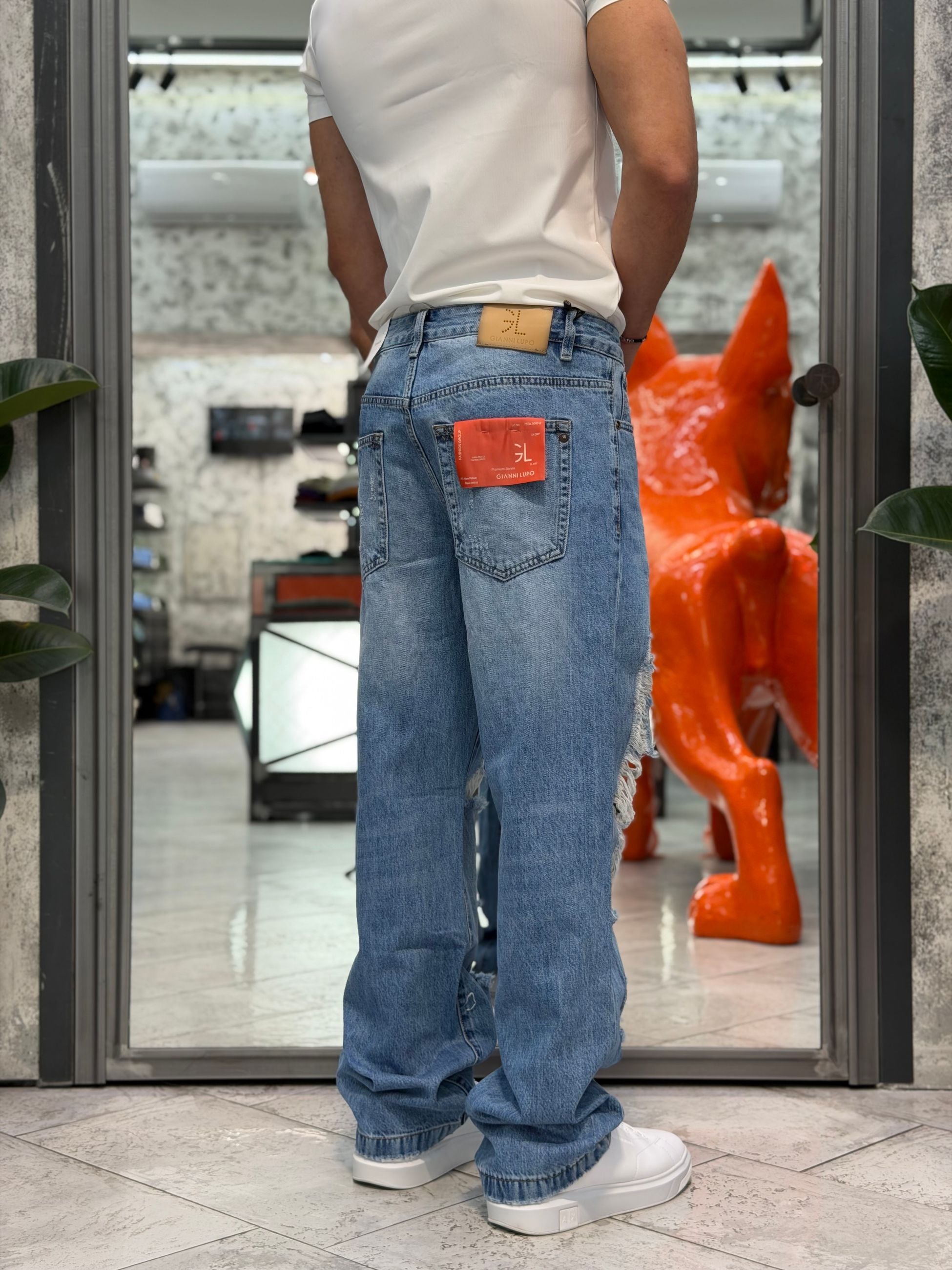 JEANS MAX MEDIUM WASH CON MACRO ABRASIONI - WIDE FIT GL6503Q
