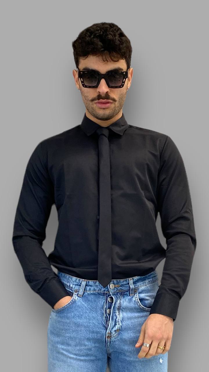 CAMICIA IN COTONE ELASTICIZZATO CON CRAVATTA IN TINTA - SLIM FIT