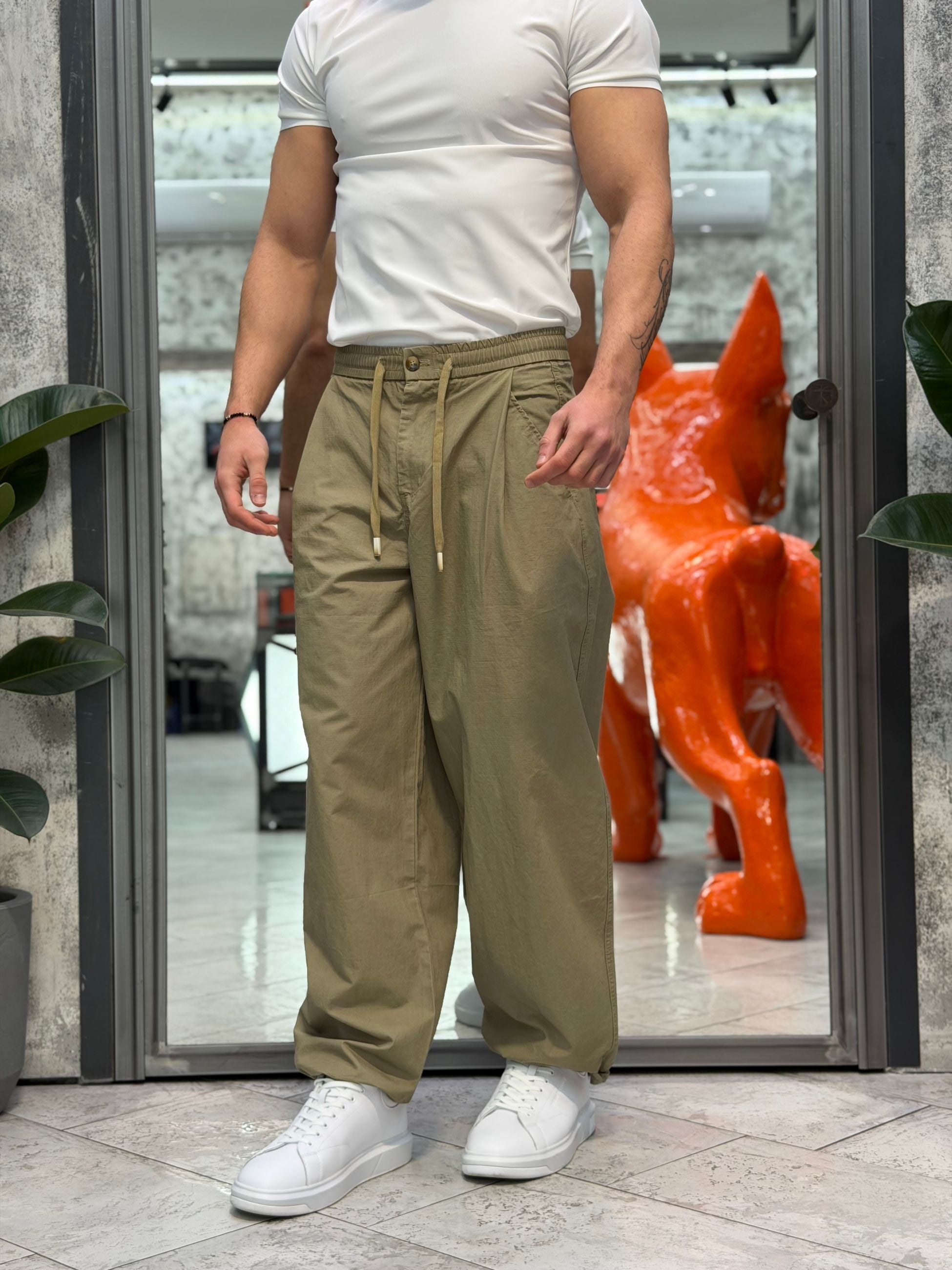 PANTALACCIO IN 100% COTONE MODELLO JAPAN CON PINCE (LACCETTO REGOLABILE AL FONDO) - OVER FIT GLW081G