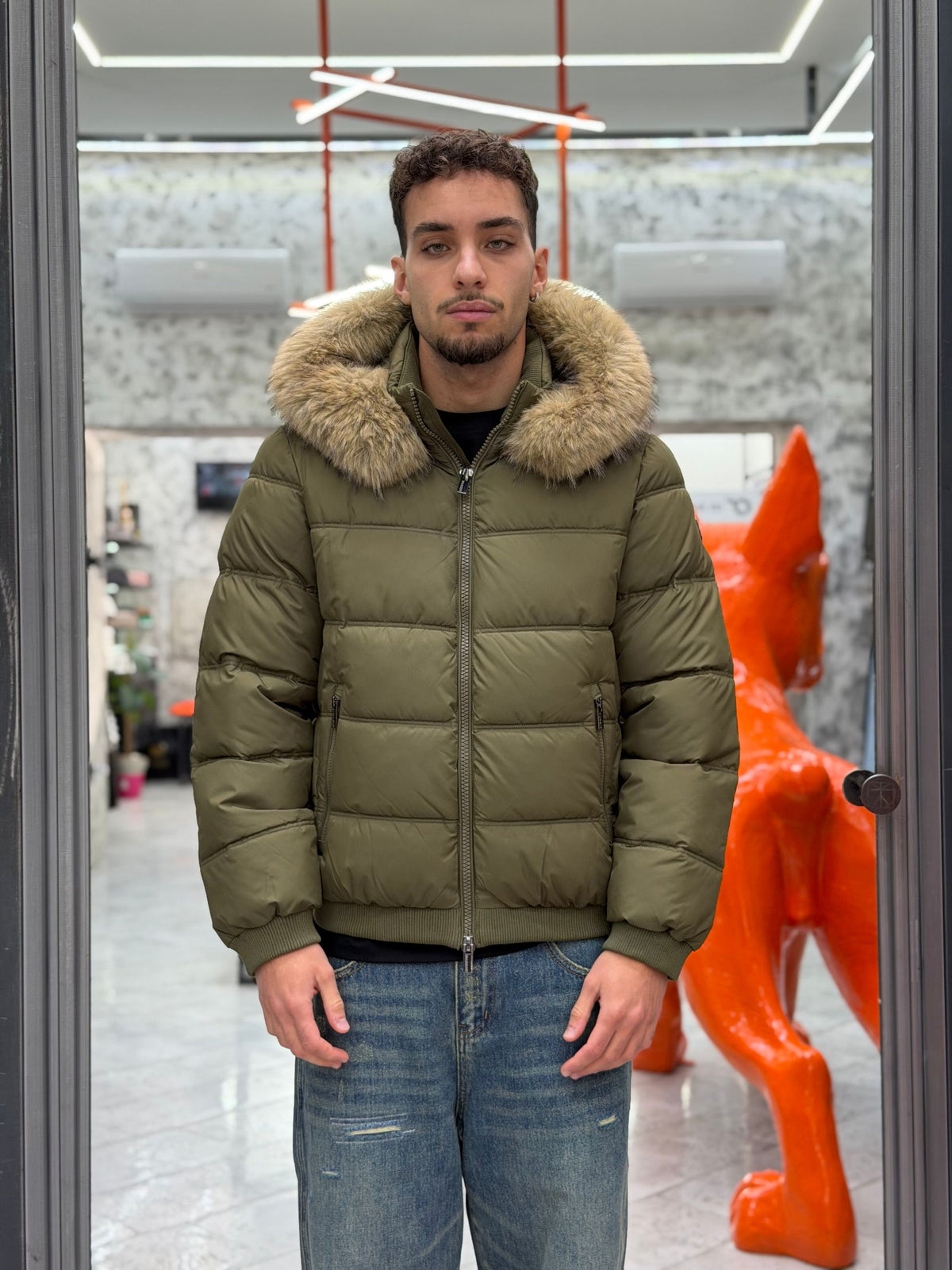 BOMBER IN NYLON CON CAPPUCCIO E COLLO IN ECOPELLICCIA - REGULAR FIT MK2940038.VMIL