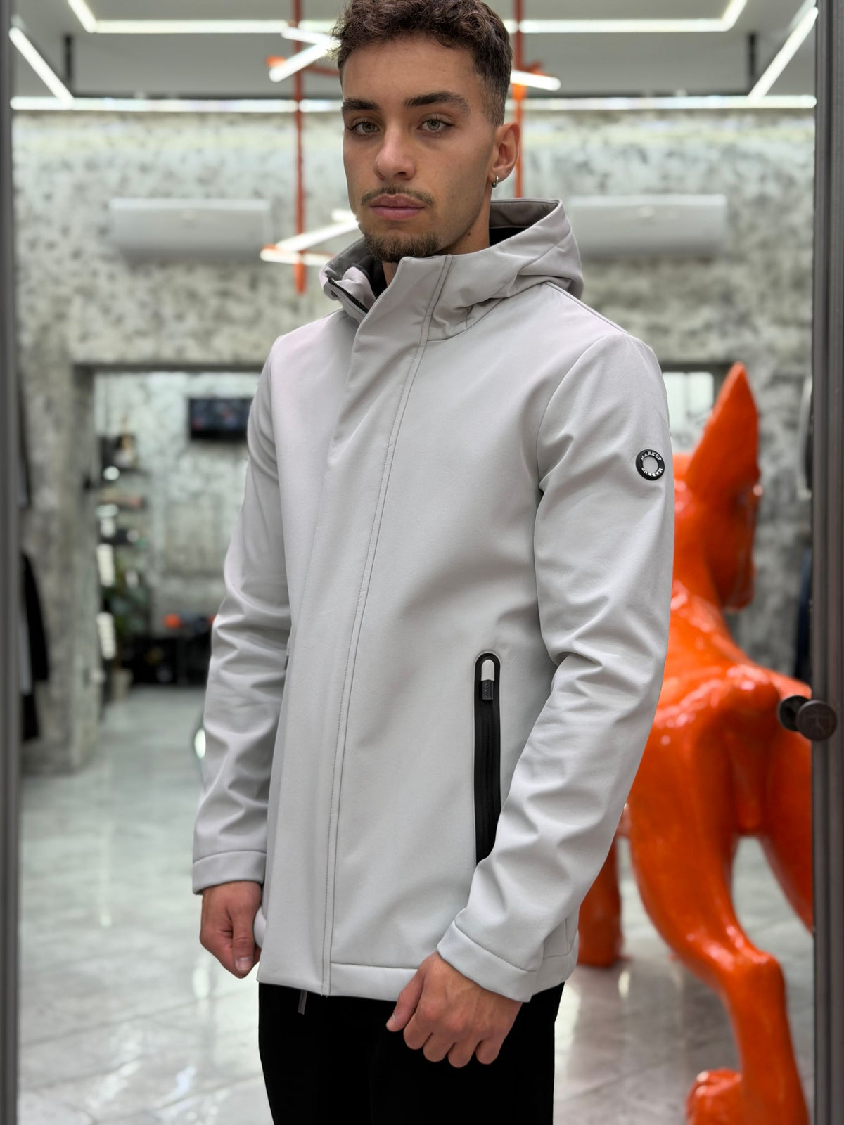 PARKA CORTO IN TESSUTO SOFTSHELL ANTIPIOGGIA E ANTIVENTO - REGULAR FIT MK9940016.PER
