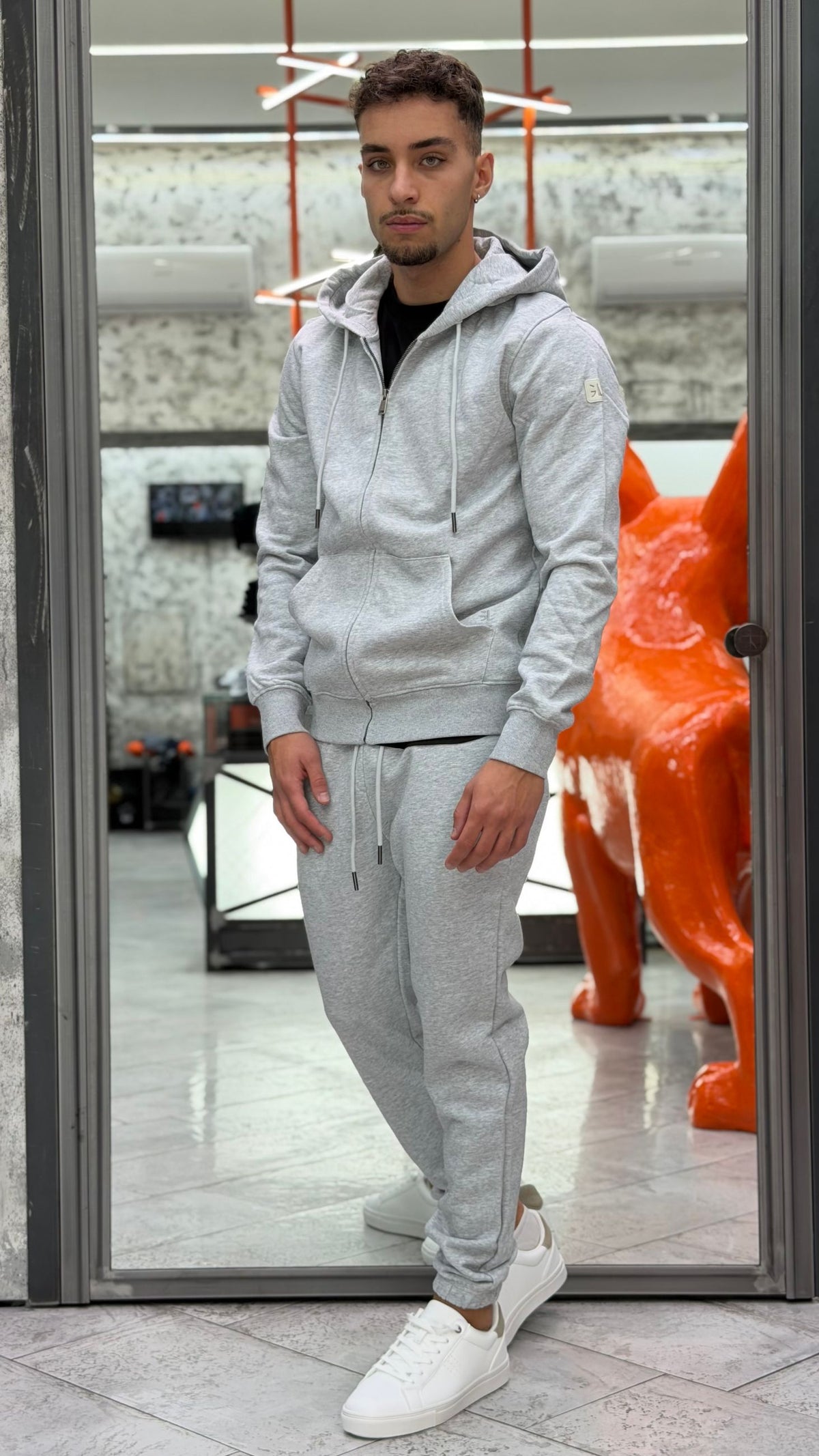 FELPA APERTA CON ZIP E CAPPUCCIO  - REGULAR FIT GL2243F-F26.GRI