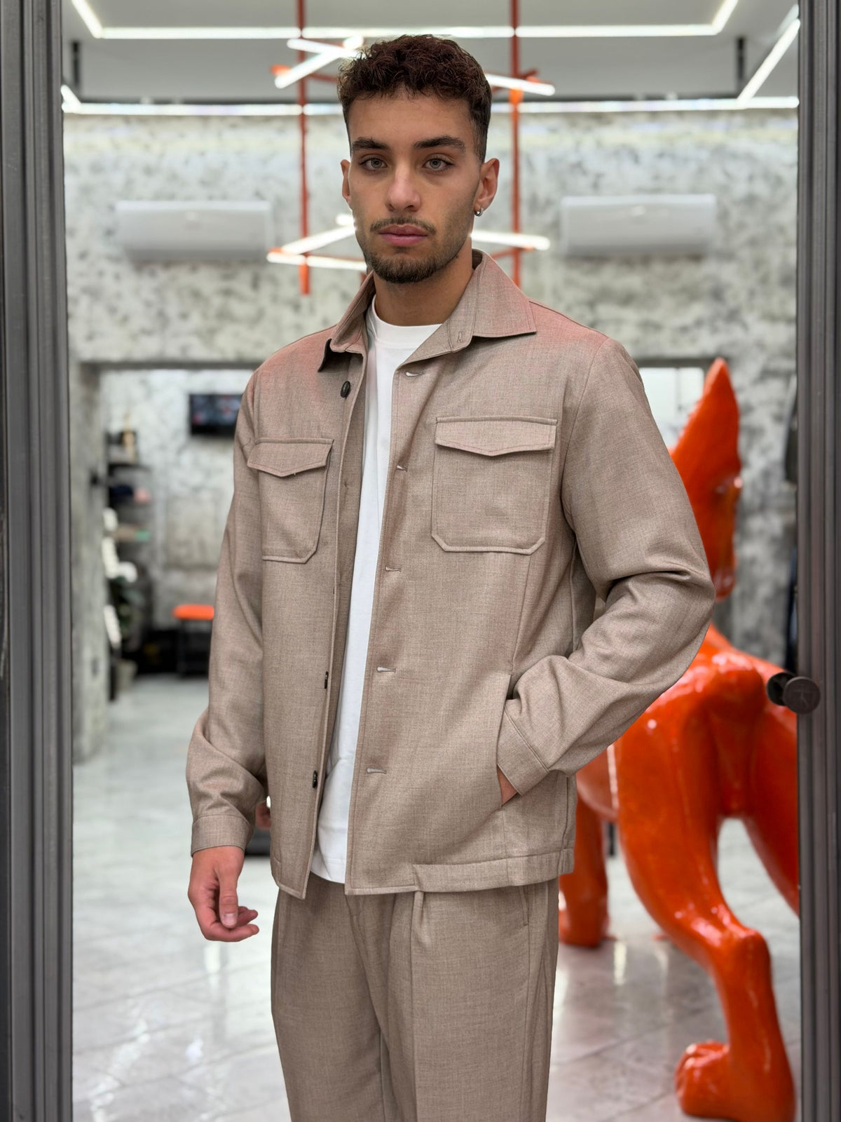 OVERJACKET DA COMPLETO IN TESSUTO ELEGANTE CON TRAPUNTA ALL'INTERNO E TASCHE A TOPPA - REGULAR FIT GBI1151SS.BEI