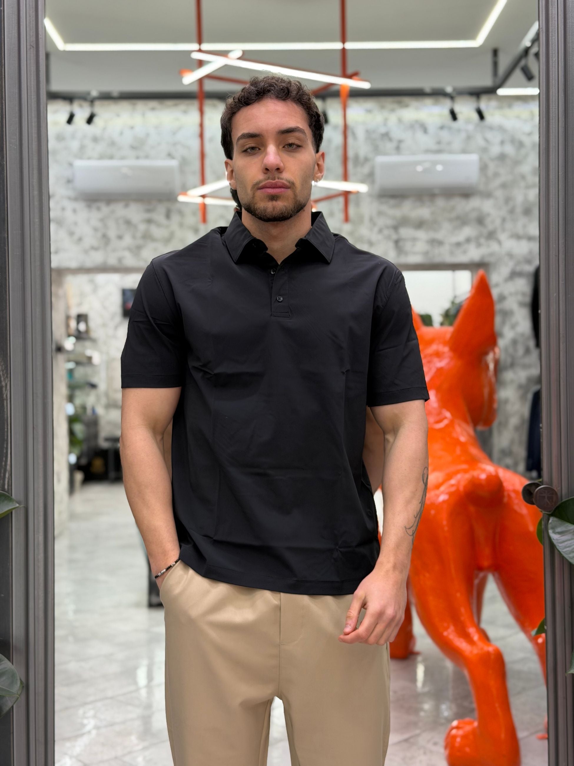 POLO MANICA CORTA IN TESSUTO TECNICO NO STIRO ELASTICIZZATO 26S12PO NEU6.NER