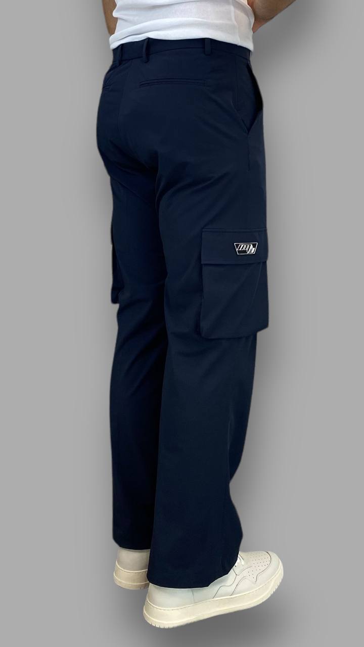 PANTALONE IN NYLON FONDO AMPIO MODELLO CARGO - RELAXED FIT