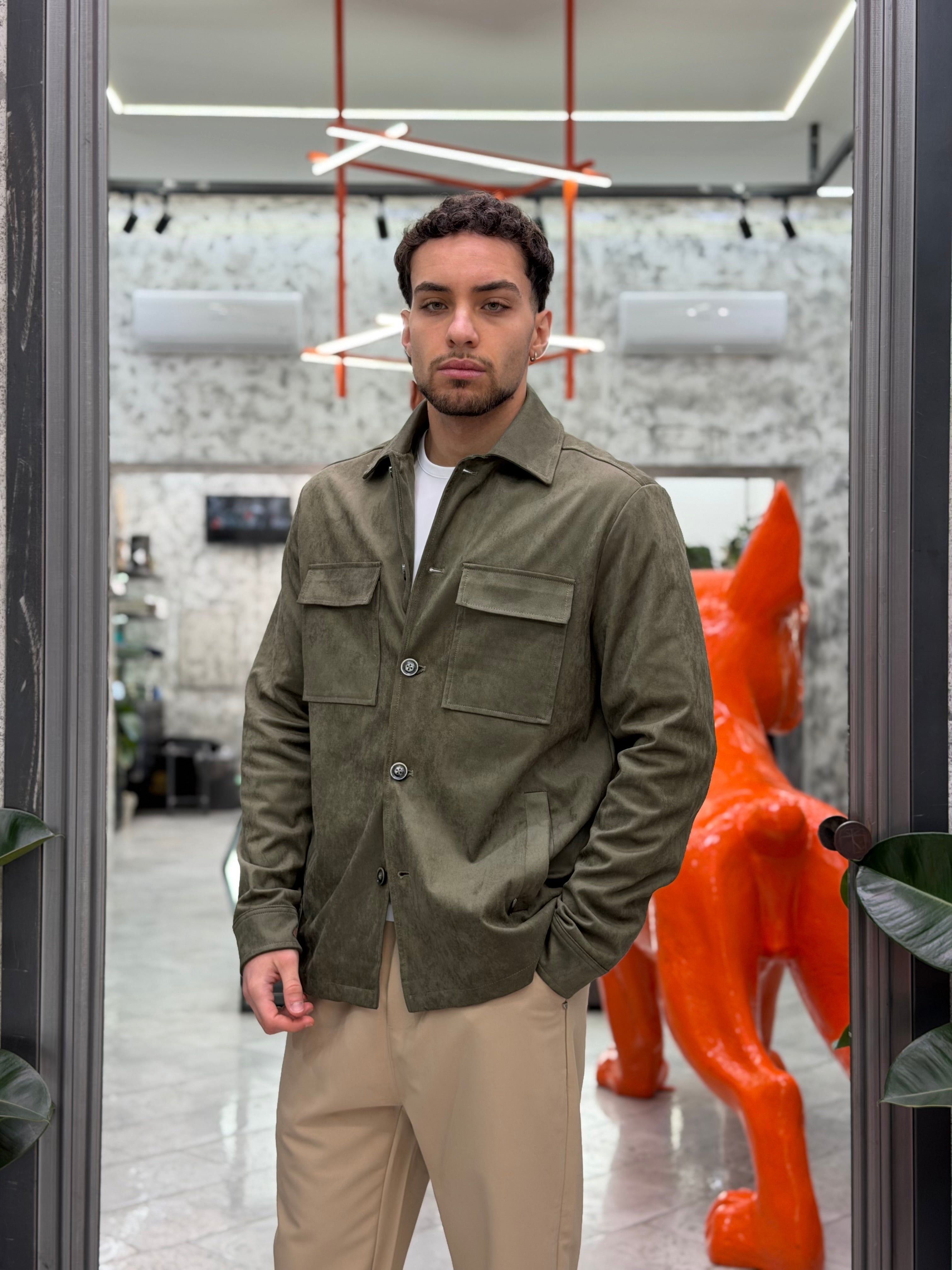 GIUBBINO IN ECORENNA MODELLO OVERSHIRT CON TASCHE APPLICATE - REGULAR FIT GL9827.MIL