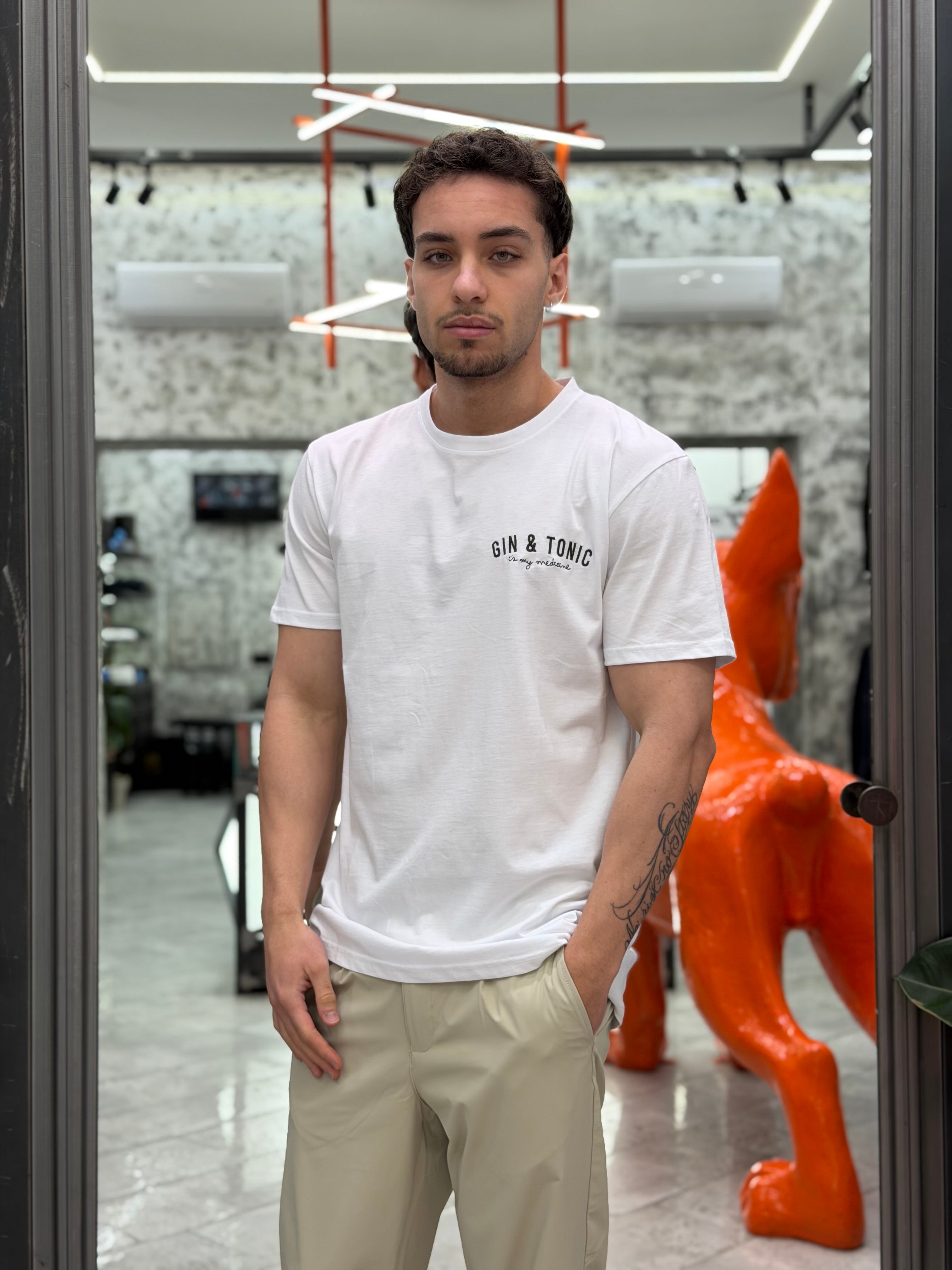 T-SHIRT IN PURO COTONE CON RICAMO GIN & TONIC LATO CUORE - REGULAR FIT M-261075