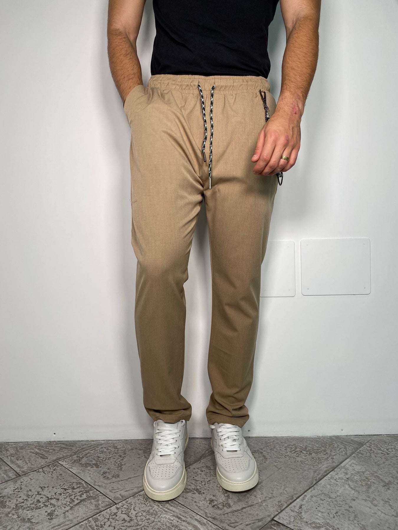 PANTALACCIO LEONARD IN TESSUTO ELASTICIZZATO CON ACCESSORIO CATENA REMOVIBILE - REGULAR FIT