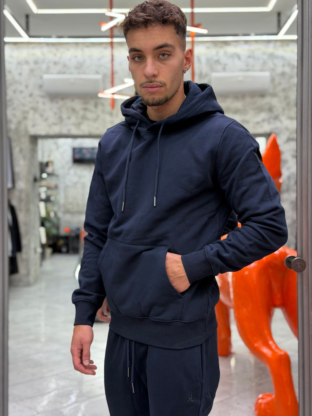 FELPA BASIC DA COMPLETO CON CAPPUCCIO E TASCONE FRONTALE - REGULAR FIT GL2242F-F26.BLU