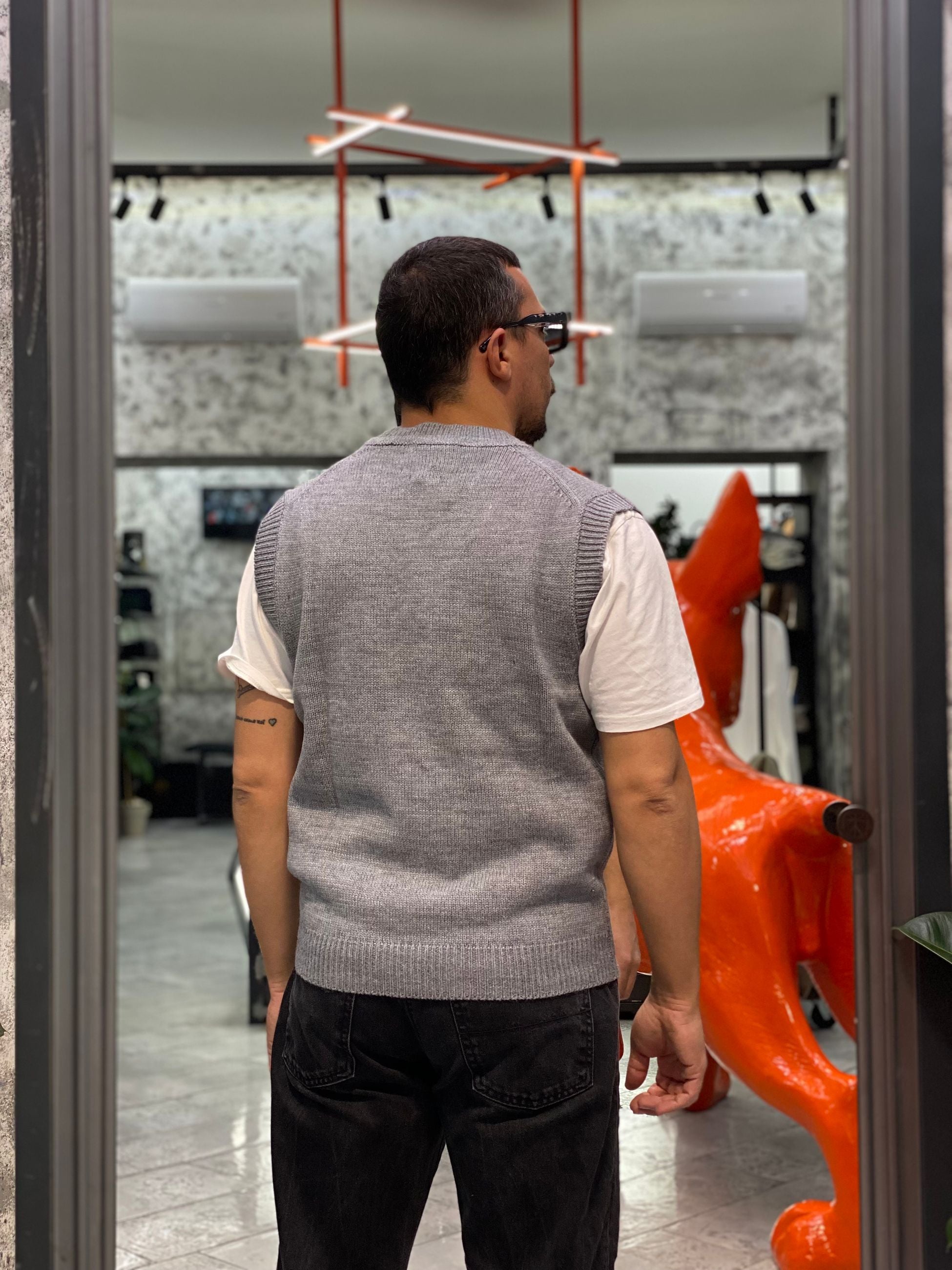 MAGLIA GILET IN MISTO LANA CON SCOLLO A PUNTA DI DIAMANTE - REGULAR FIT GL35261.GRI