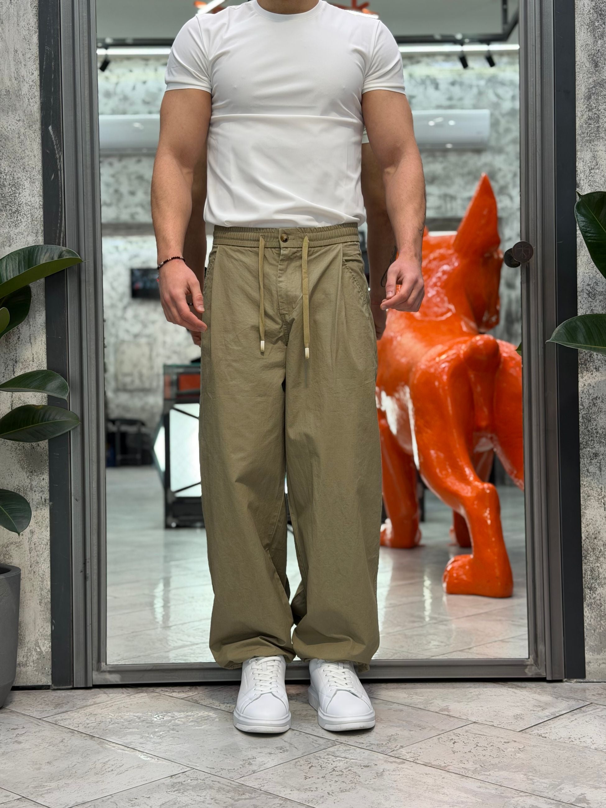PANTALACCIO IN 100% COTONE MODELLO JAPAN CON PINCE (LACCETTO REGOLABILE AL FONDO) - OVER FIT GLW081G