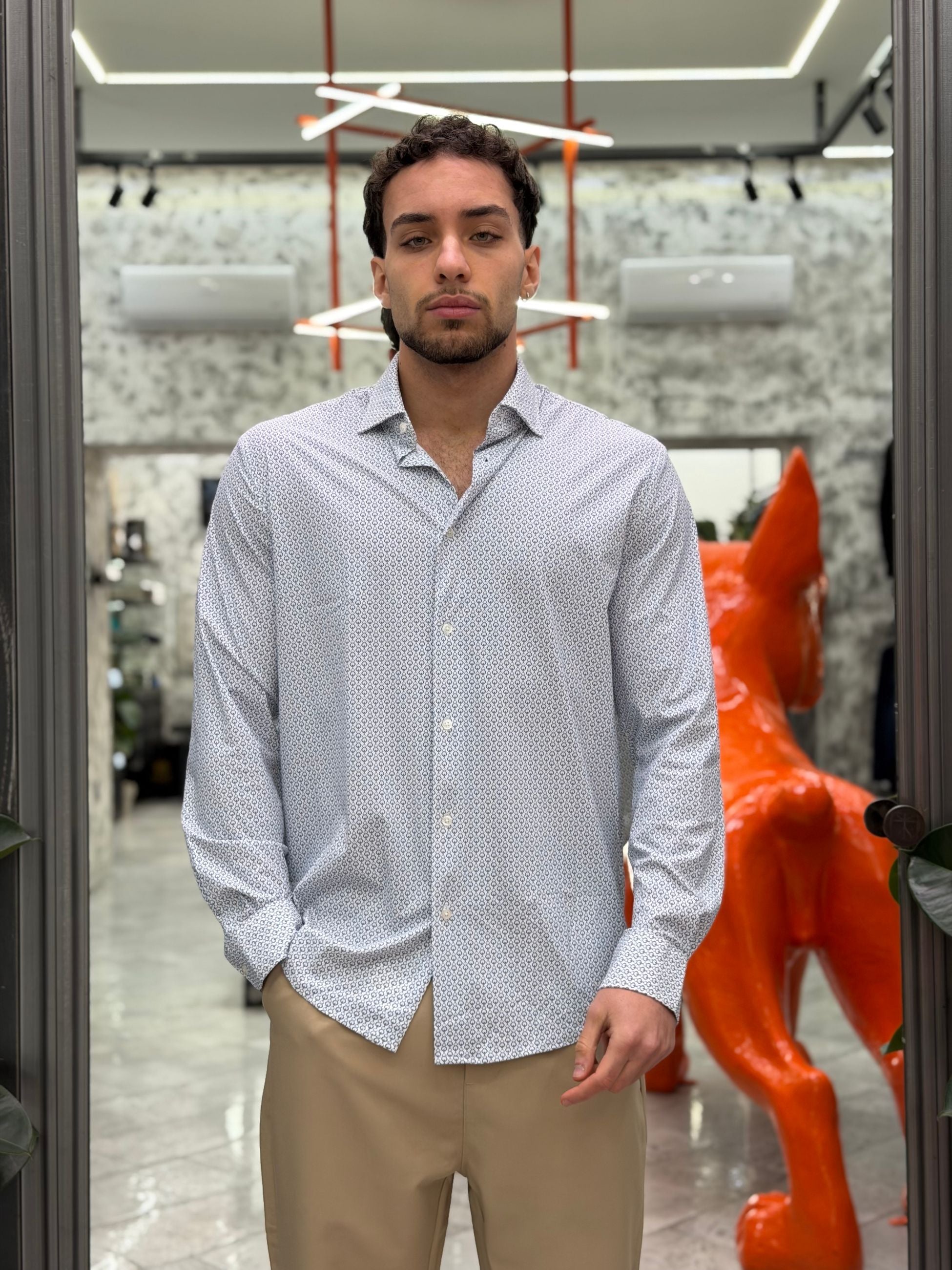 CAMICIA NO STIRO IN TESSUTO PREMIUM ELASTICIZZATO MICRO FANTASIA - REGULAR FIT FIO4160