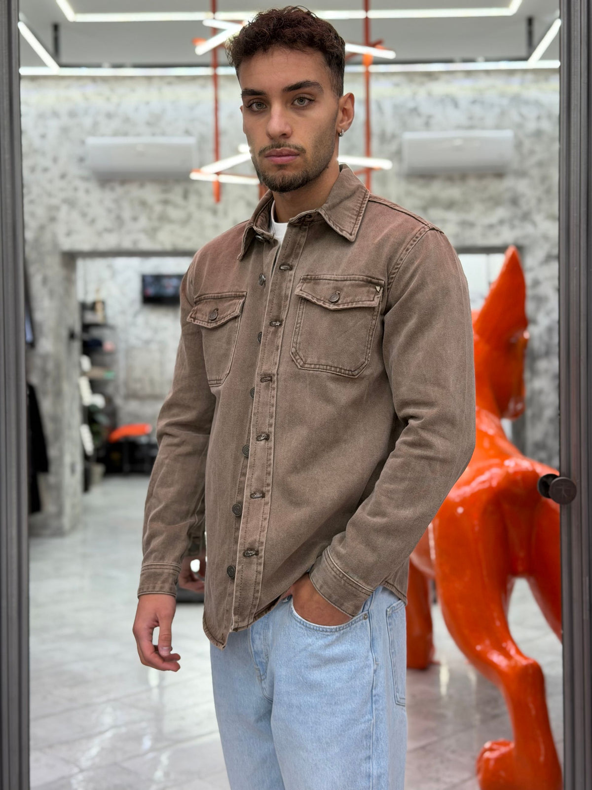OVERSHIRT IN JEANS CON TASCHE A TOPPA E BOTTONI IN METALLO - REGULAR FIT GL2555YH.COF