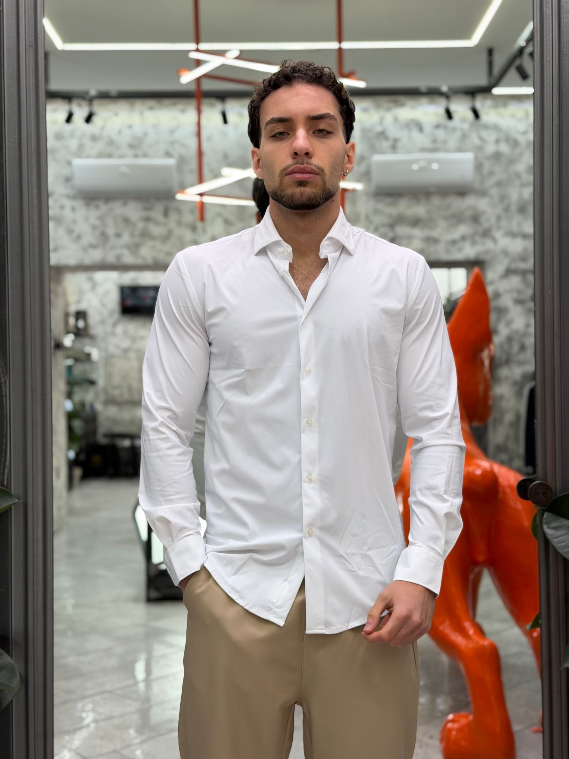 CAMICIA IN TESSUTO TECNICO ELASTICIZZATO EXTRA LIGHT - NO STIRO - REGULAR FIT 26S10CA NEU6.BIA