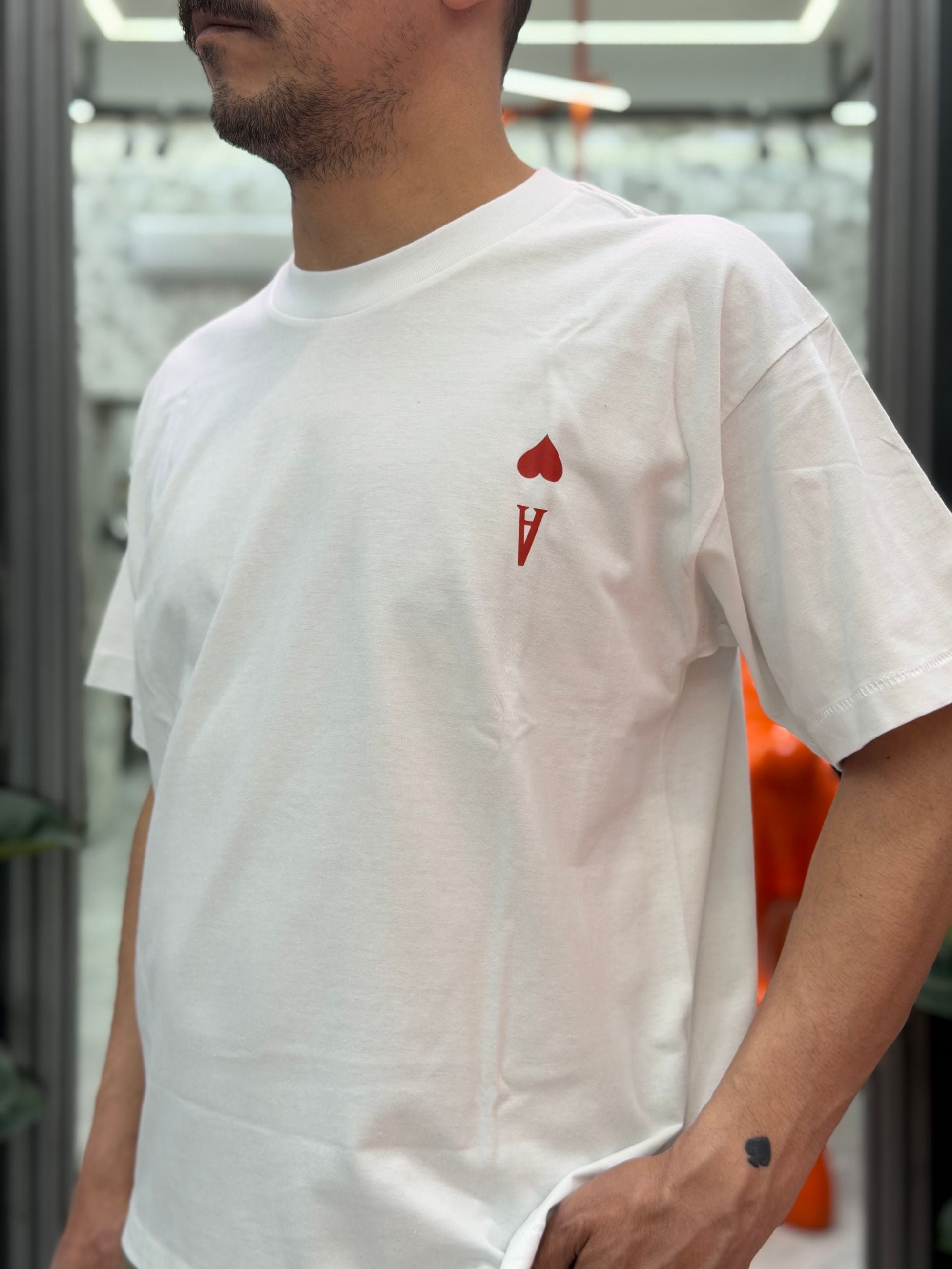 T-SHIRT RISKTAKER BOXY/CROPPED FIT CON STAMPA SUL RETRO RISKTAKER.BIA