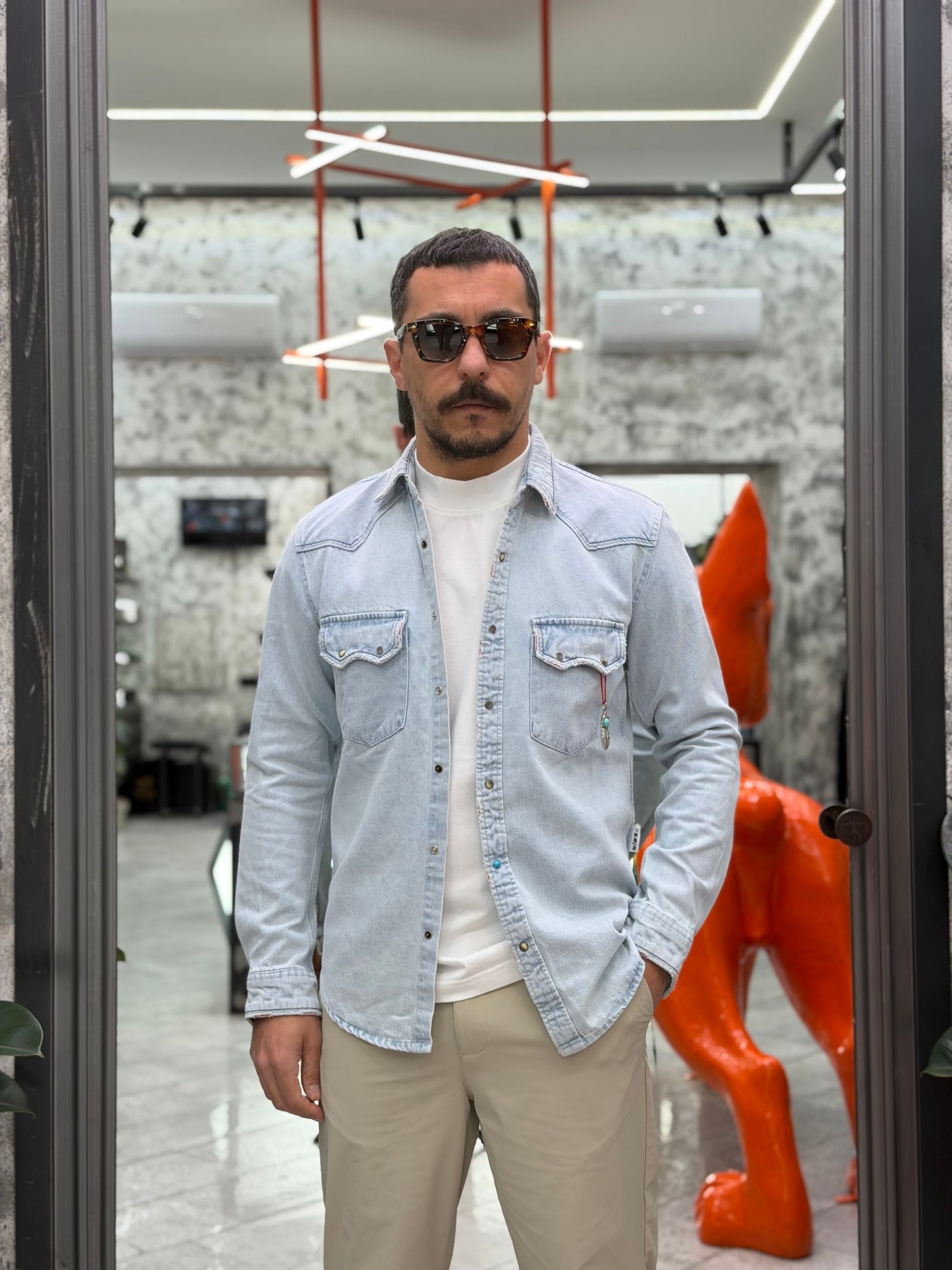 CAMICIA TEXANA DENIM DESTROY CON BOTTONI AUTOMATICI IN MADREPERLA - REGULAR FIT M-261259
