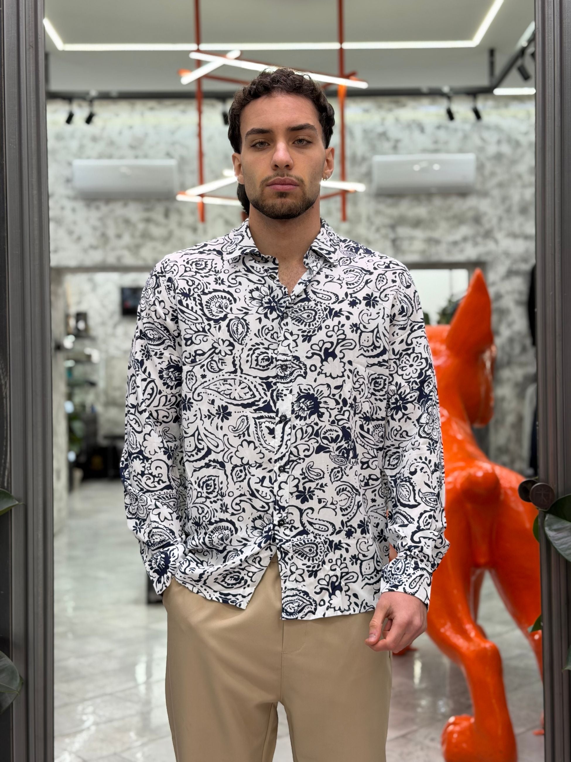 CAMICIA MANICA LUNGA IN MORBIDA E LEGGERA VISCOSA FANTASIA FIORI - RELAXED FIT FIO4201