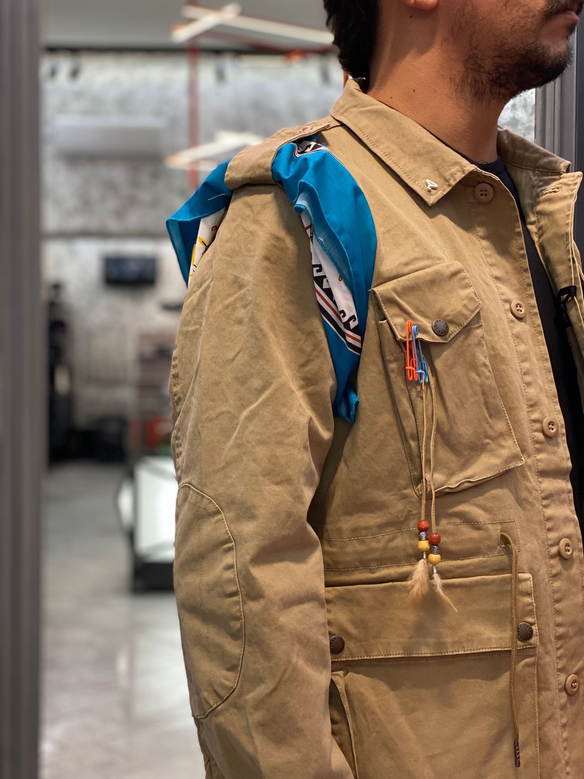FIELD JACKET IN MISTO COTONE CON COLLETTO CLASSICO, RICAMO FALCO SUL RETRO E FOULARD - REGULAR FIT M252283-8