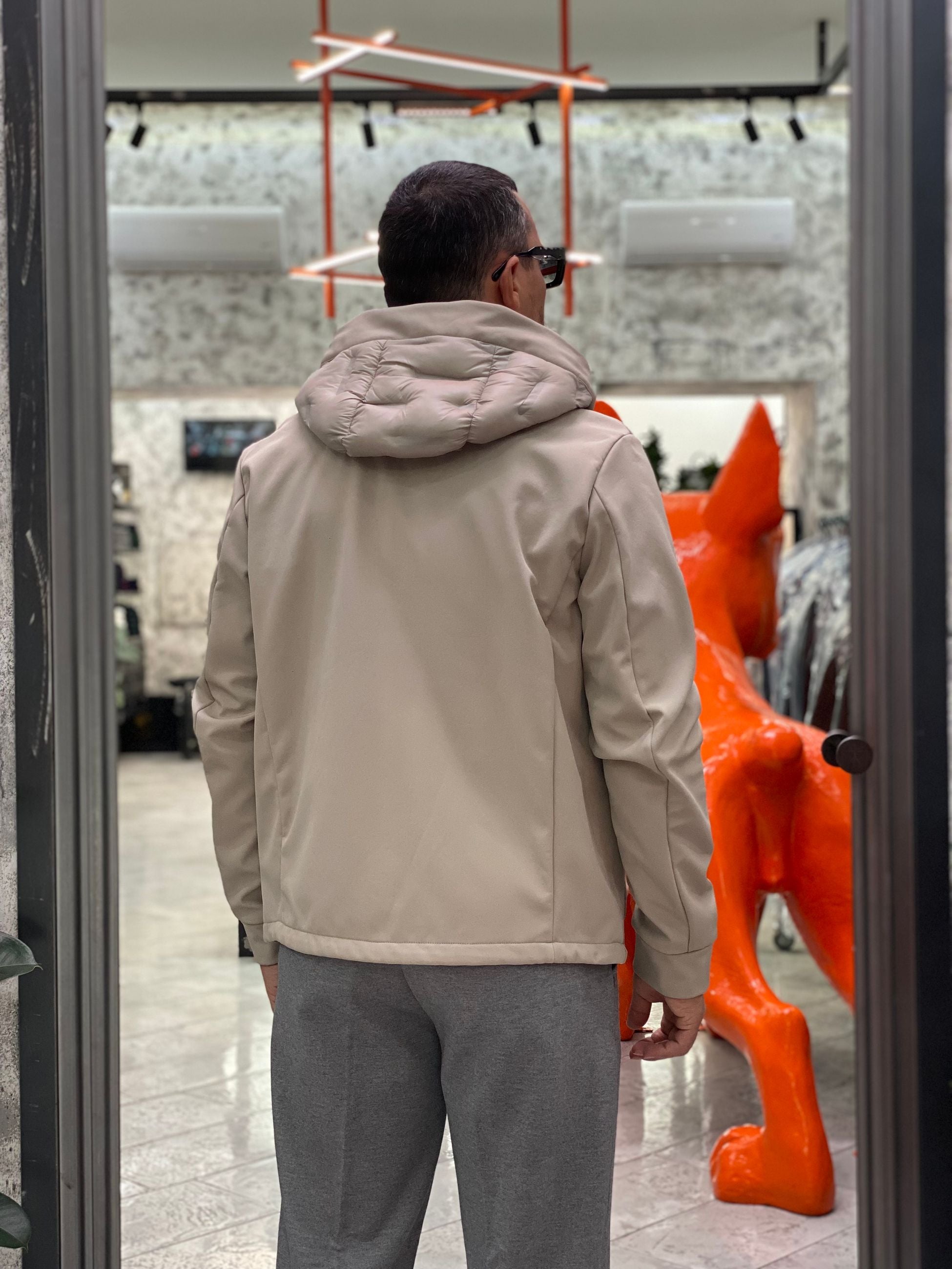 GIUBBINO NYLON CON CAPPUCCIO TRAPUNTATO IN TESSUTO SOFTSHELL STRETCH - REGULAR FIT MK9940015.BEI