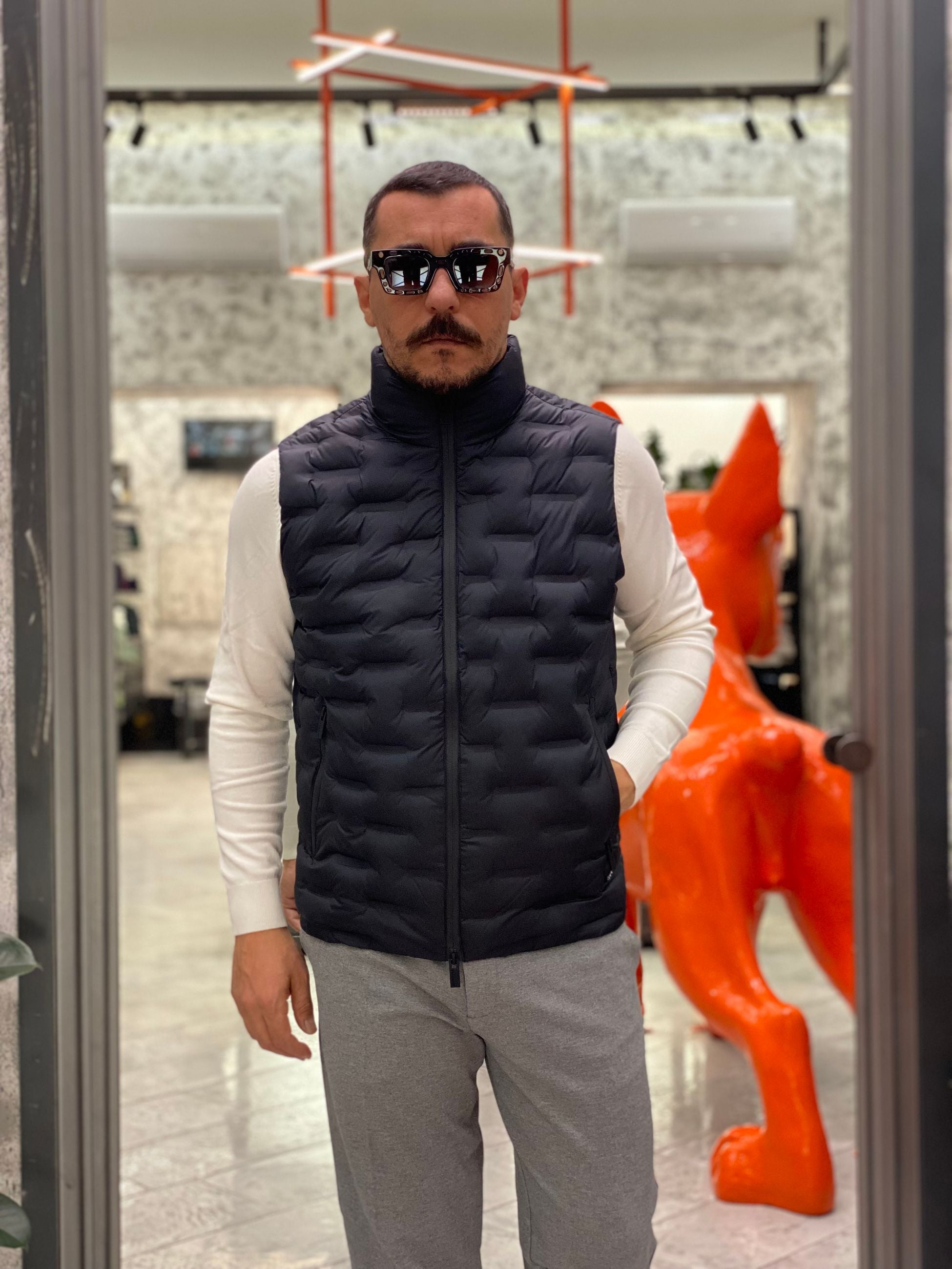 GIUBBINO SMANICATO LUPETTO TRAPUNTATO IN TESSUTO SOFTSHELL STRETCH - REGULAR FIT MK9940026.NER