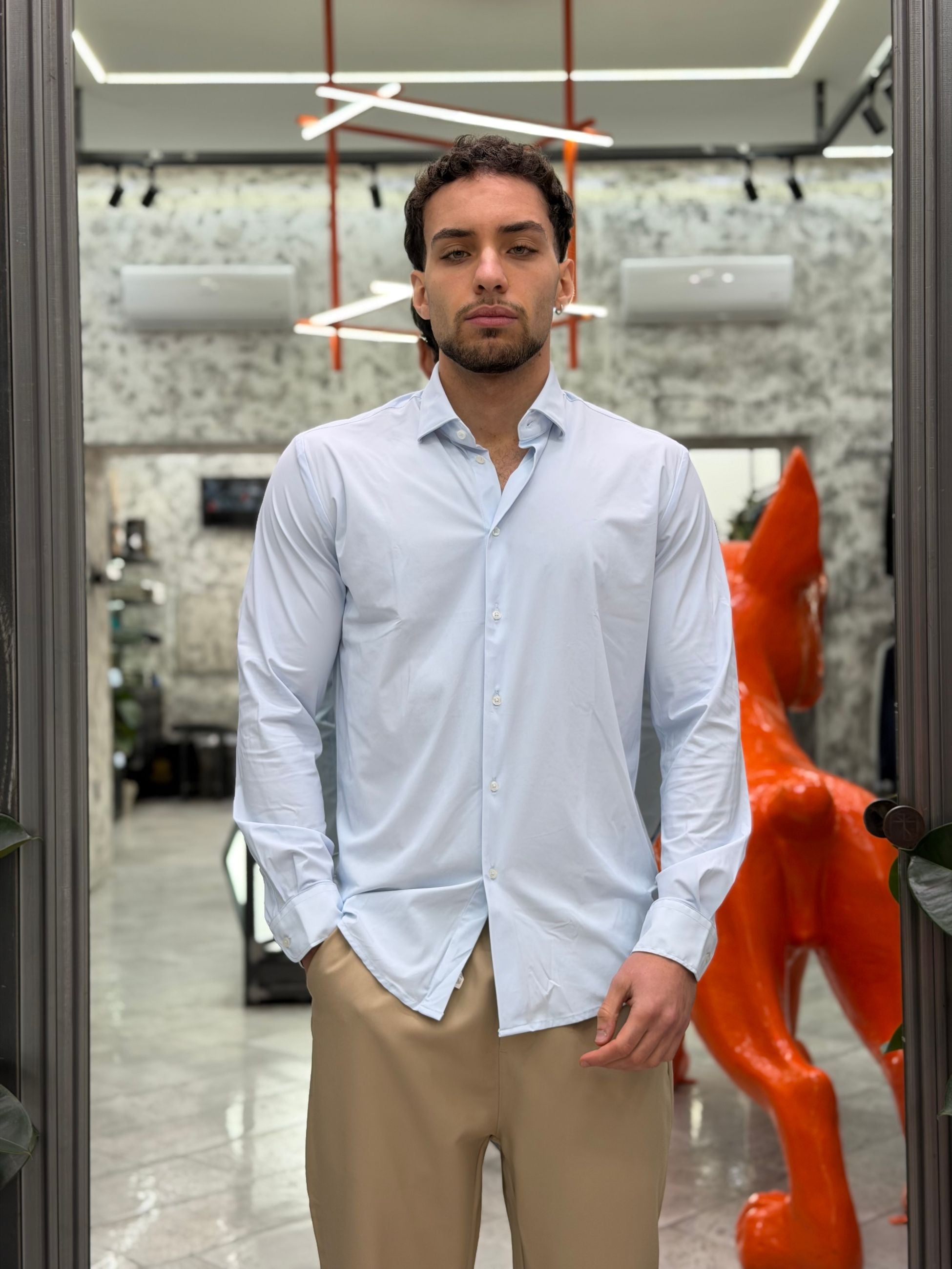 CAMICIA IN TESSUTO TECNICO ELASTICIZZATO EXTRA LIGHT - NO STIRO - REGULAR FIT 26S10CA NEU6.SKY