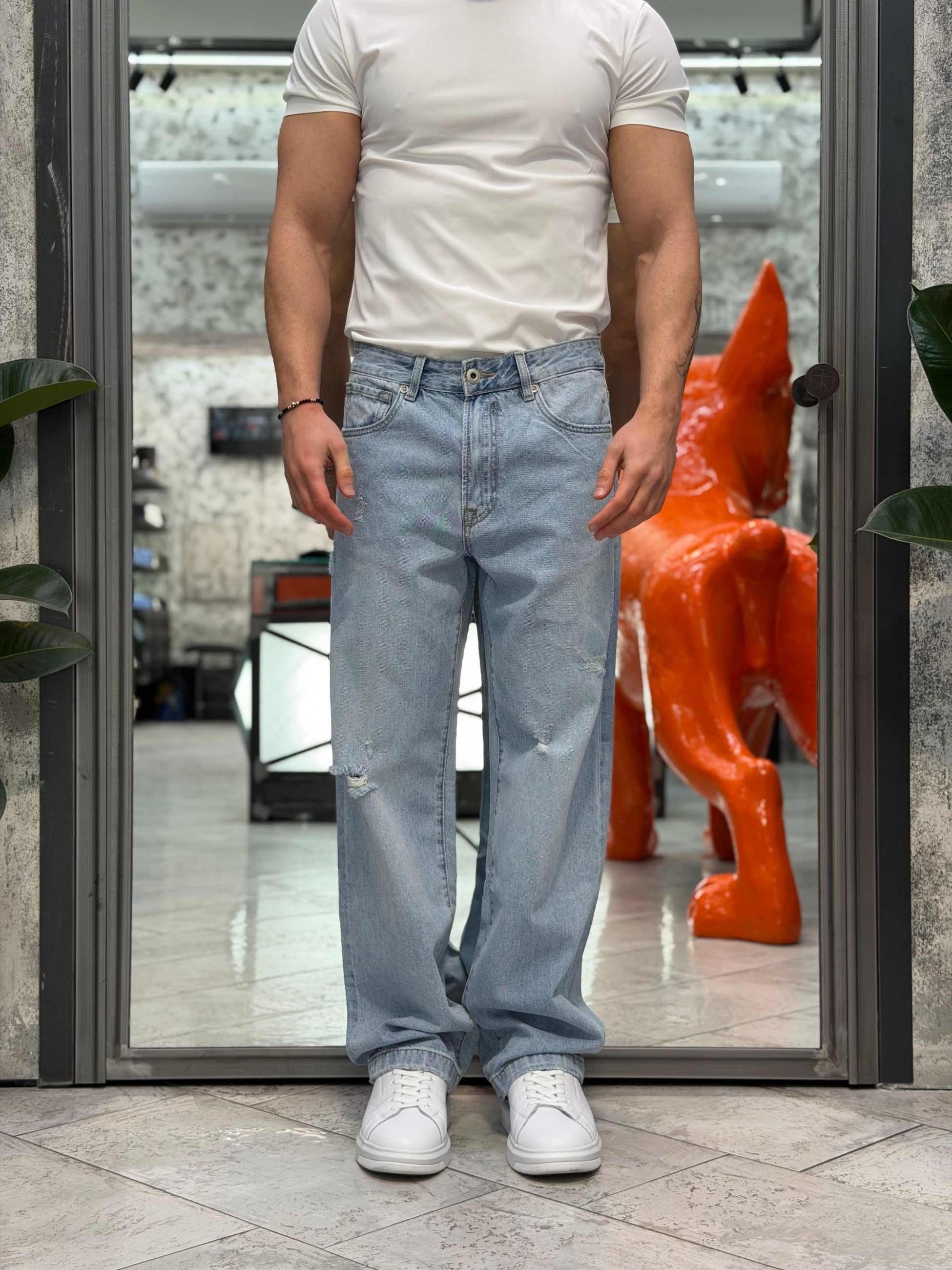 JEANS MAX LIGHT WASH CON MICRO ABRASIONI - WIDE FIT GL6392Q