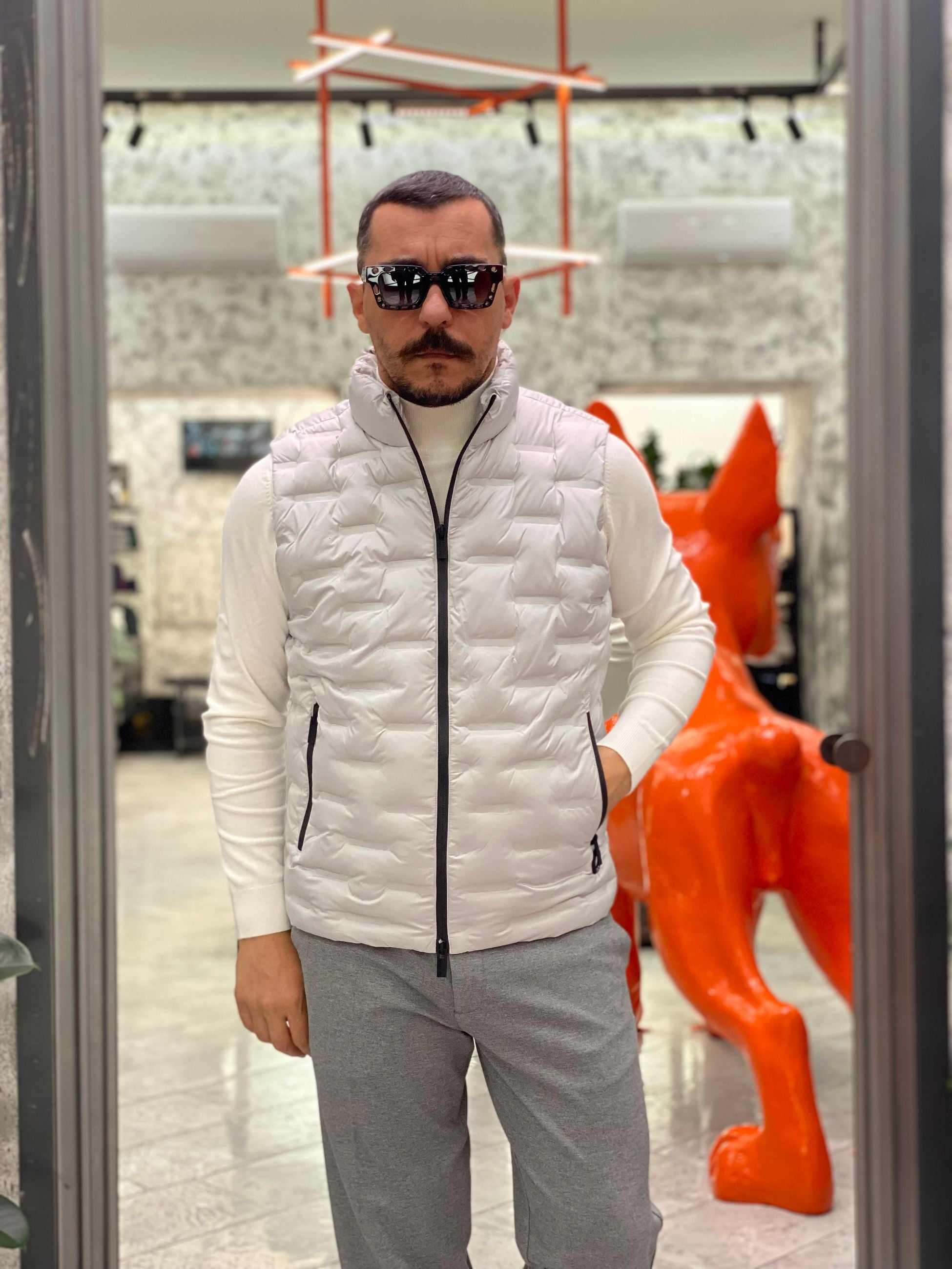 GIUBBINO SMANICATO LUPETTO TRAPUNTATO IN TESSUTO SOFTSHELL STRETCH - REGULAR FIT MK9940026.GRI