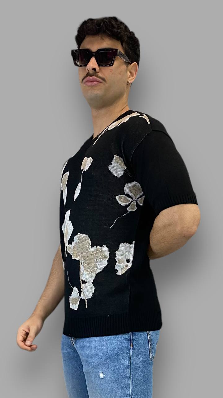 T-SHIRT IN FILO FANTASIA FIORI CON SCOLLO A PUNTA DI DIAMANTE - REGULAR FIT