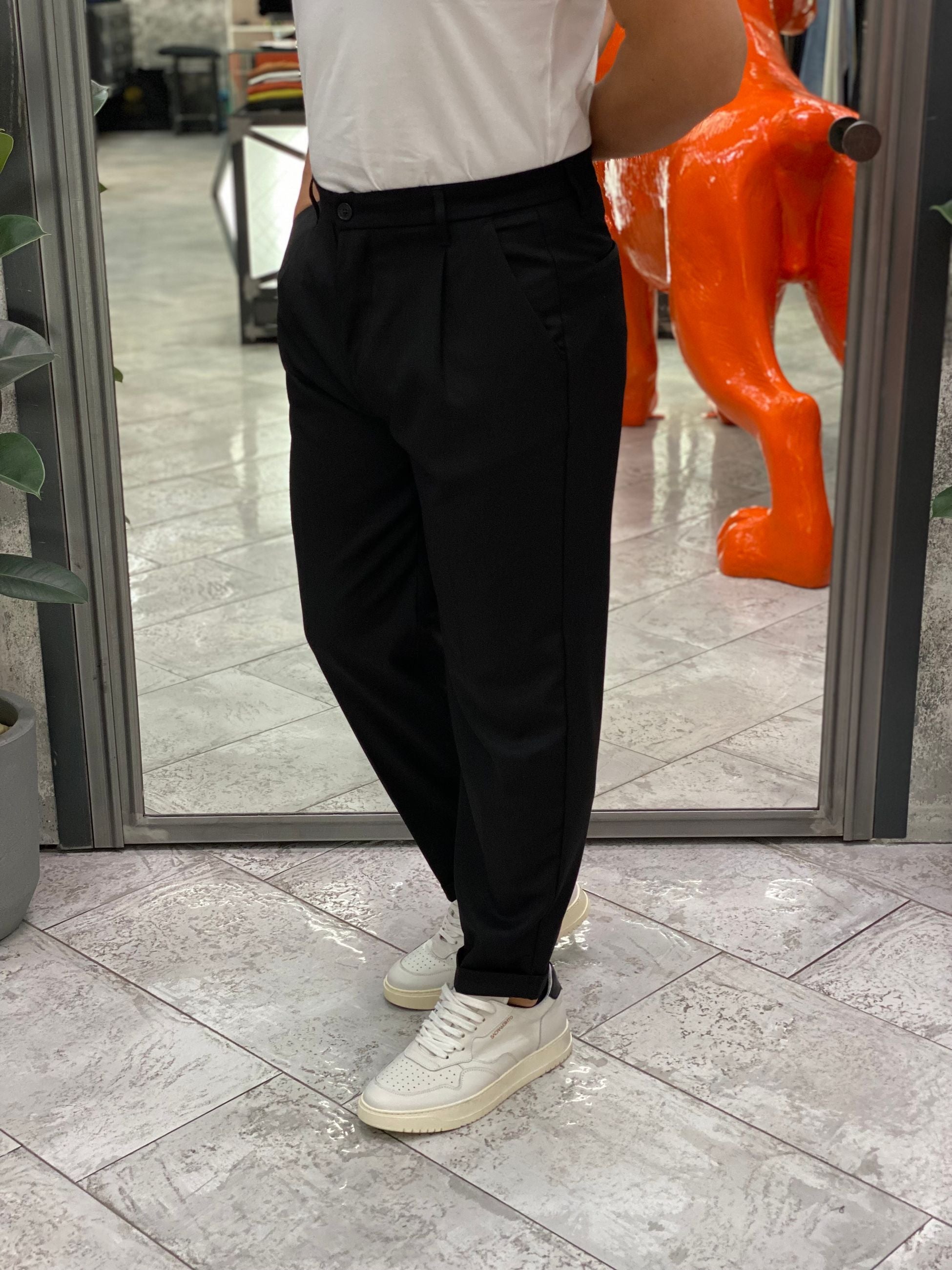 PANTALONE DA COMPLETO IN TESSUTO ELEGANTE CON PINCE E RISVOLTO - REGULAR FIT GN21792.NER